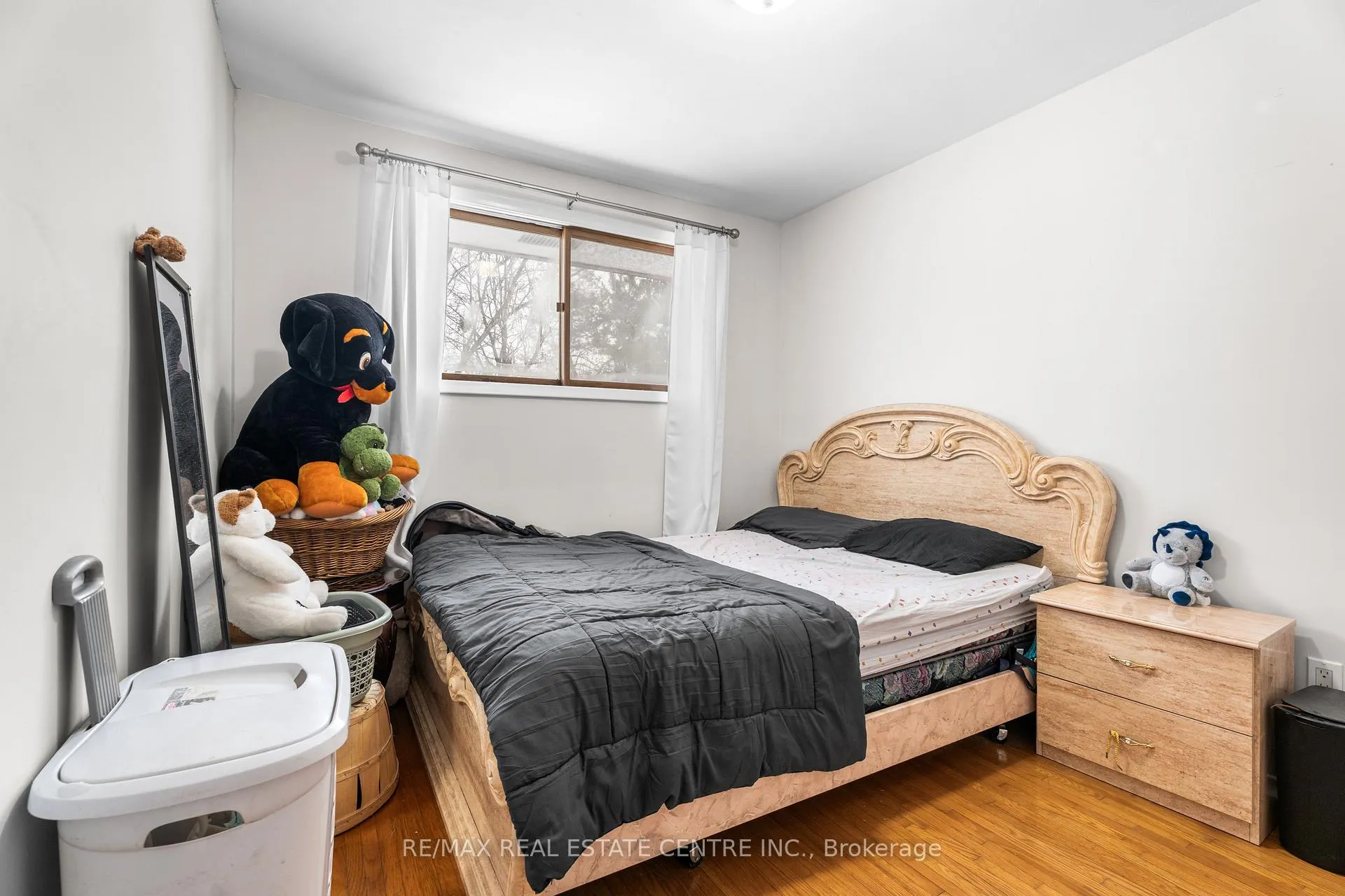 Photo 16 of 953 Upper Sherman Avenue, Hamilton, Lawfield — HOMEH