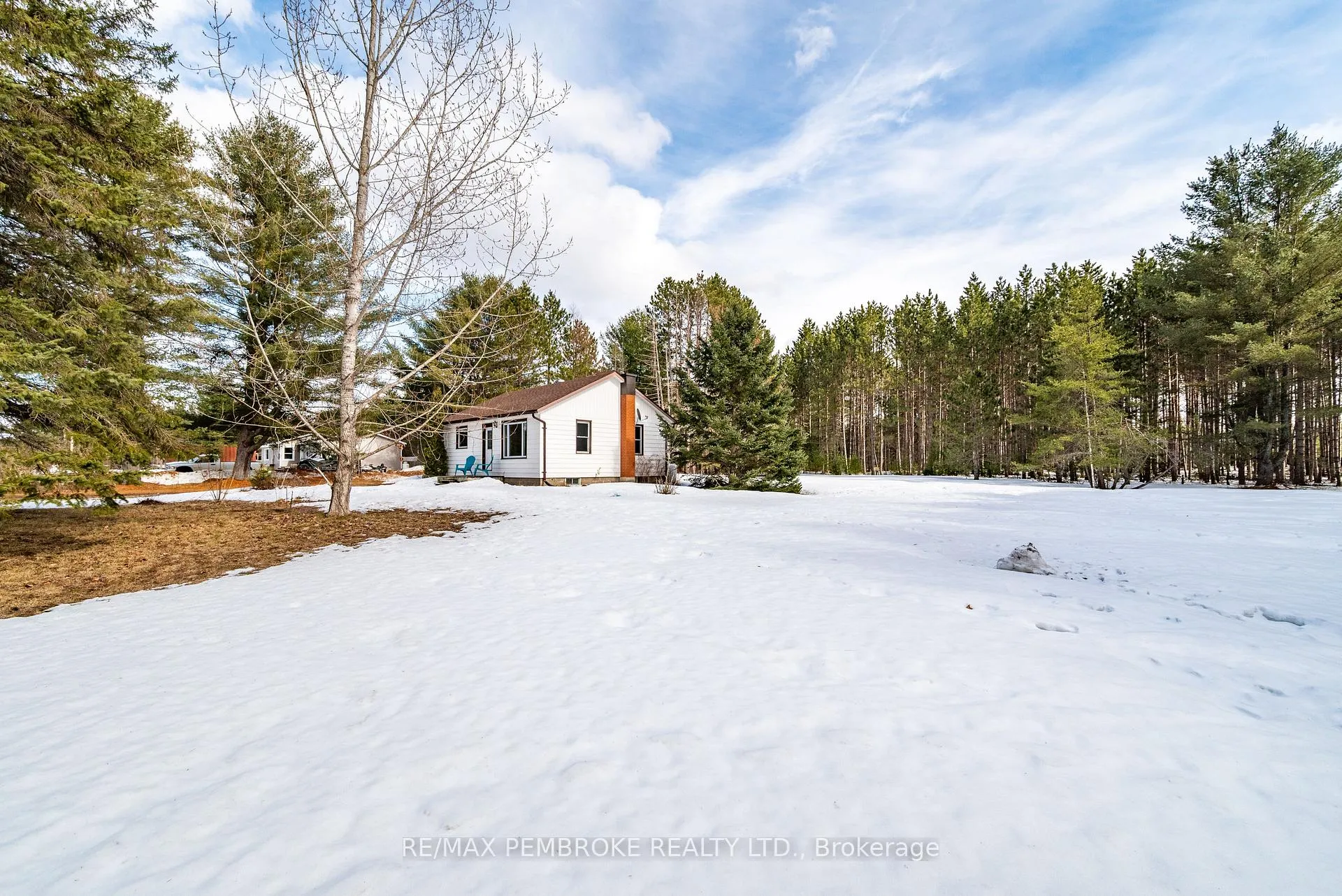 Photo 31 of 613 Airport Road, Petawawa — HOMEH