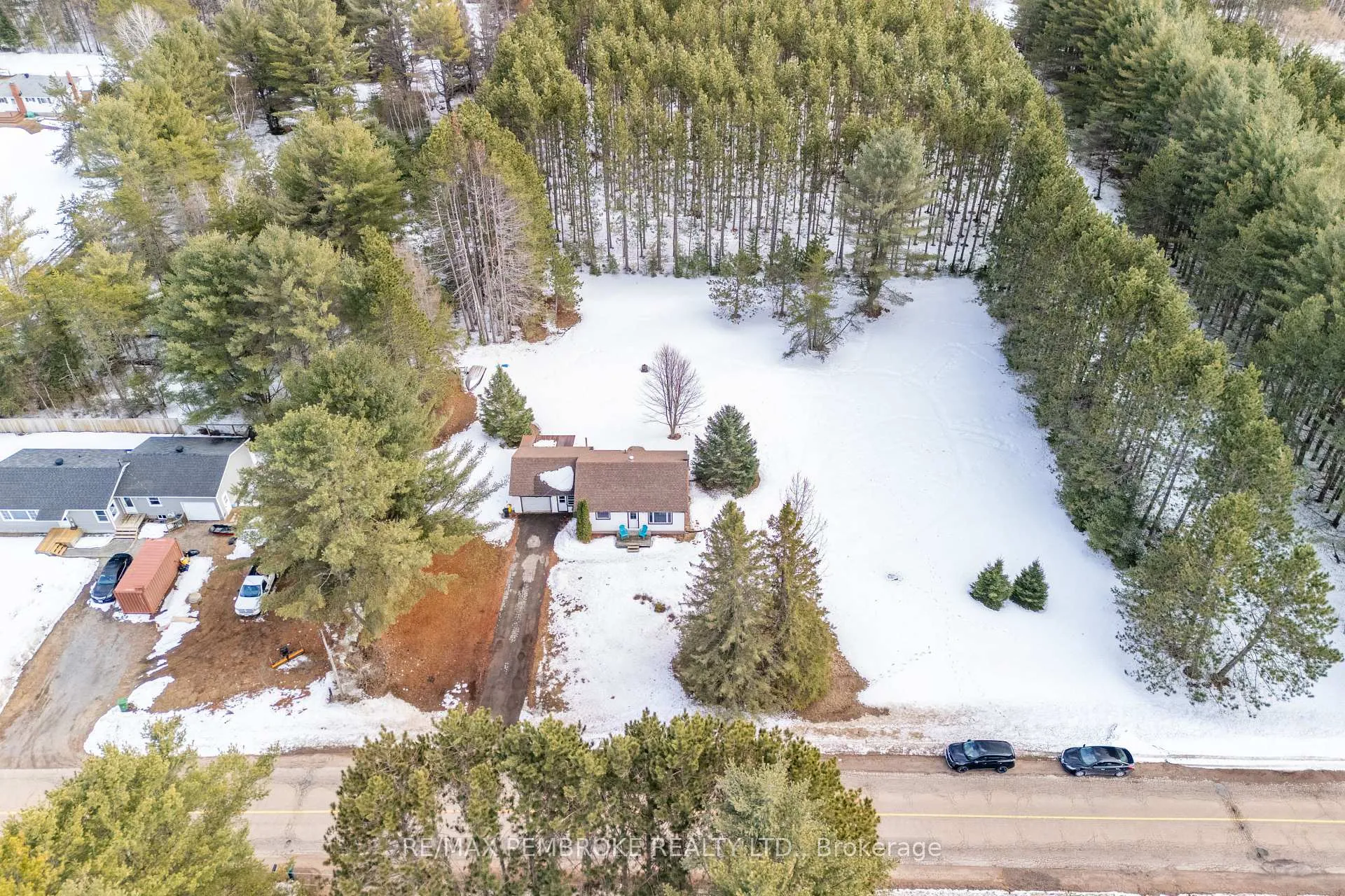 Photo 40 of 613 Airport Road, Petawawa — HOMEH