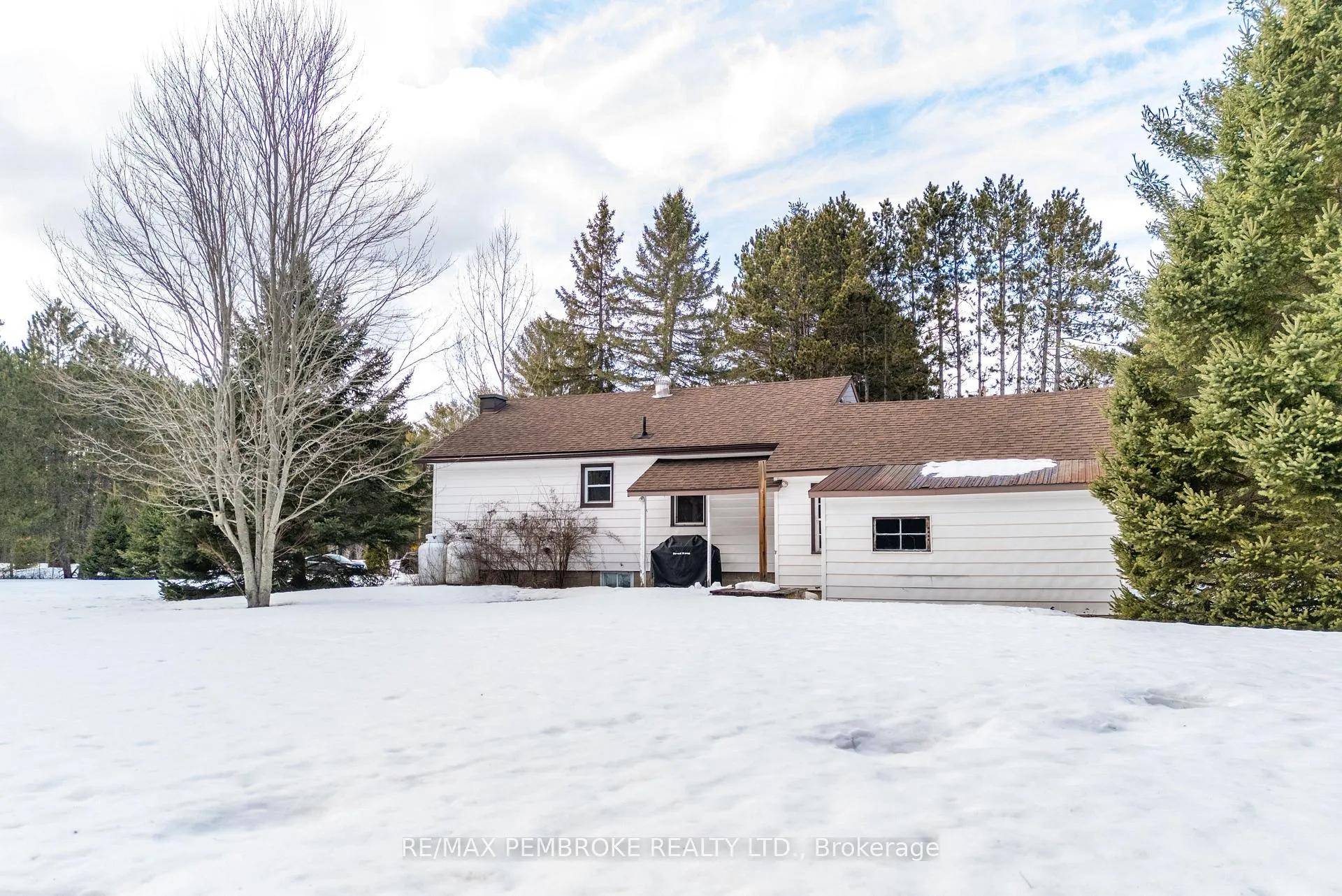 Photo 44 of 613 Airport Road, Petawawa — HOMEH
