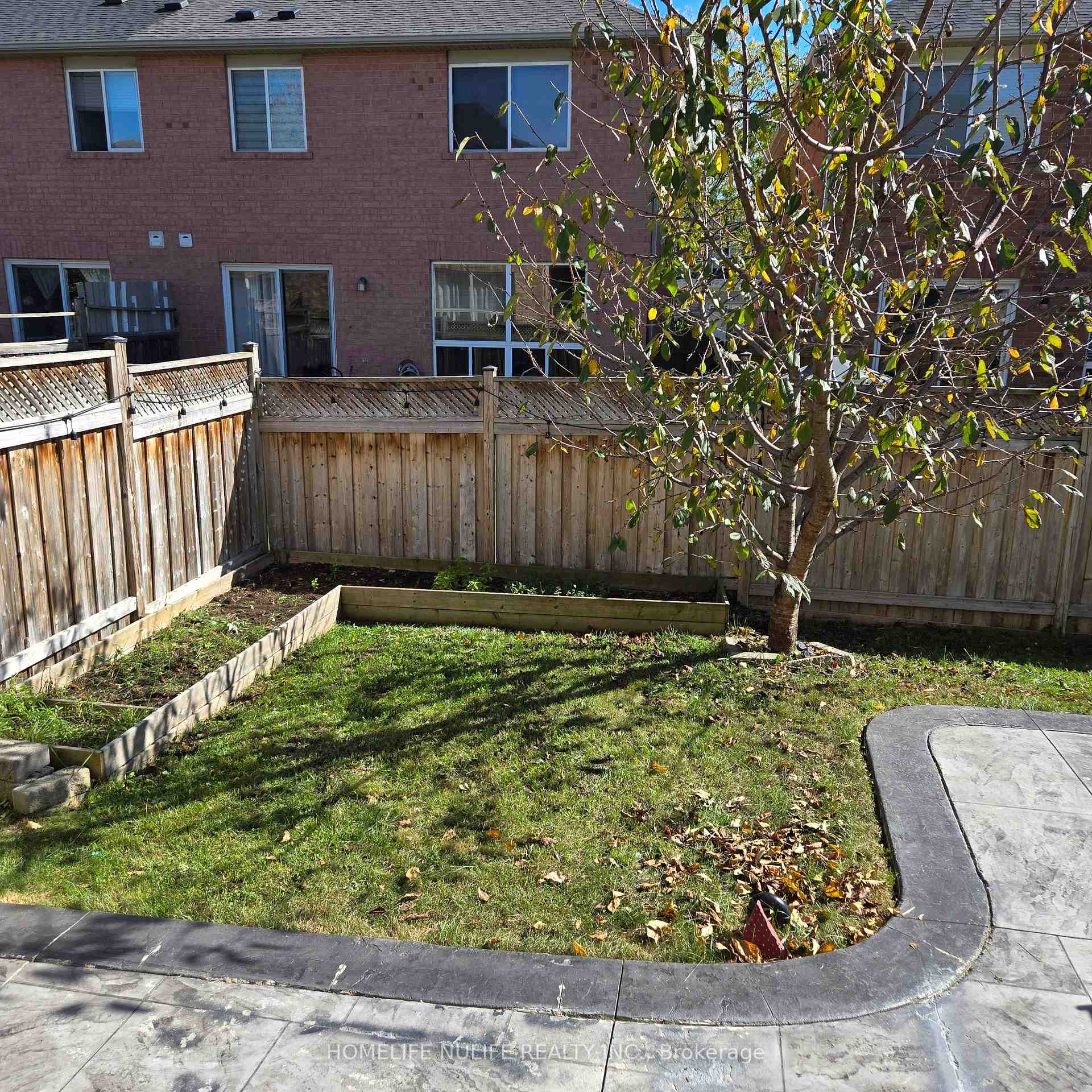 Photo 10 of 1062 Clark Boulevard, Milton, Beaty — HOMEH
