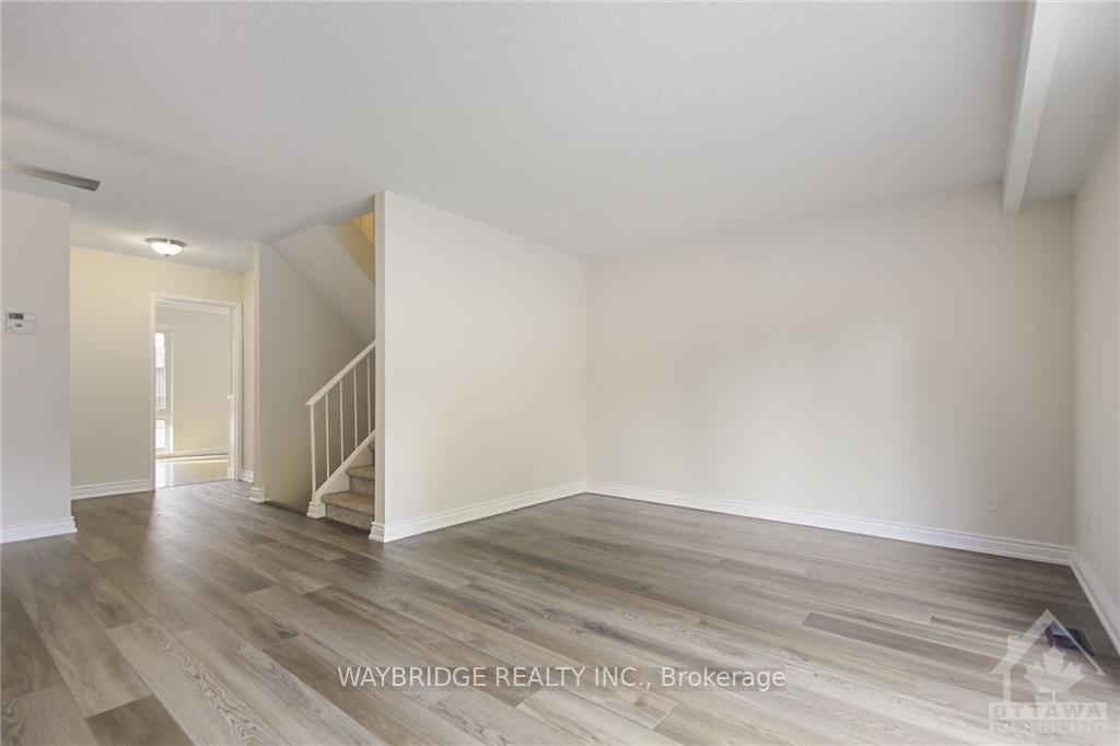Photo 4 of 147 Penfield Drive, Ottawa, Kanata - Beaverbrook — HOMEH