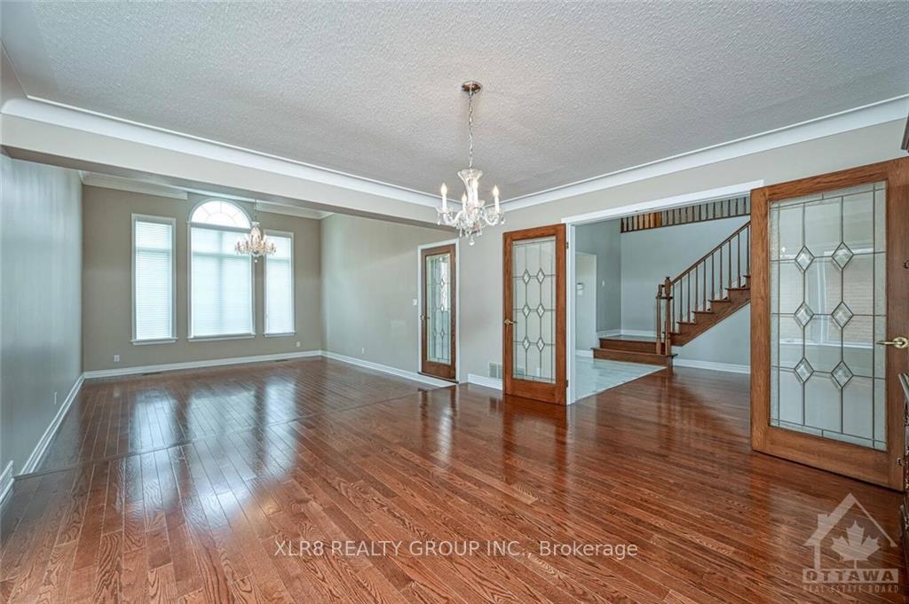 Photo 4 of 38 Knudson Drive, Ottawa, Kanata - Kanata Lakes/Heritage Hills — HOMEH