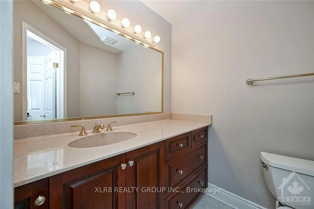 Photo 10 of 38 Knudson Drive, Ottawa, Kanata - Kanata Lakes/Heritage Hills — HOMEH