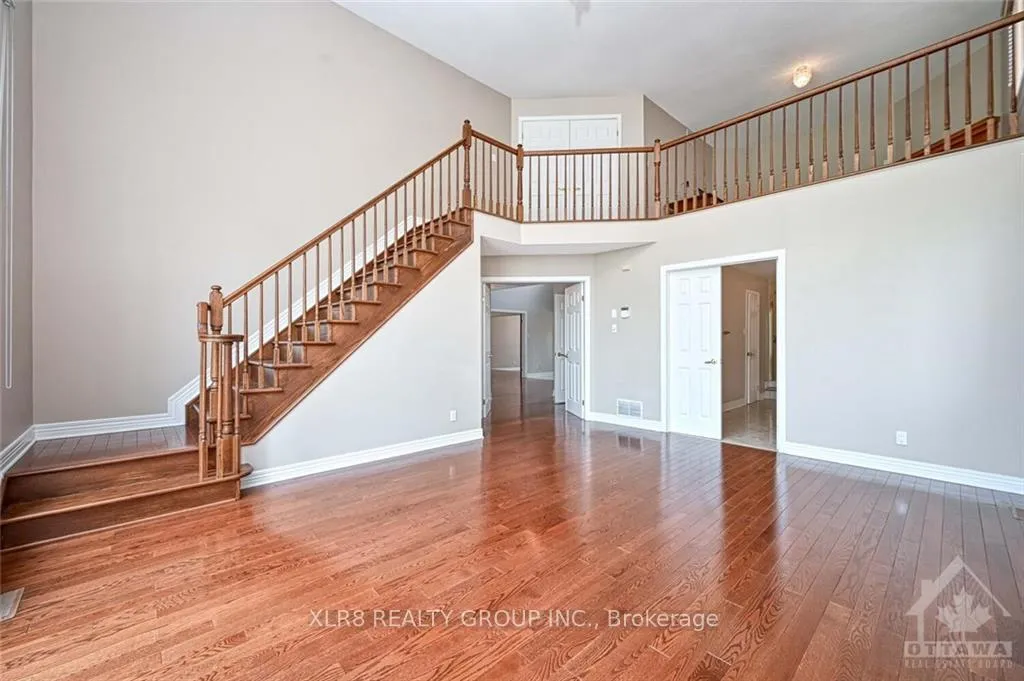 Photo 11 of 38 Knudson Drive, Ottawa, Kanata - Kanata Lakes/Heritage Hills — HOMEH