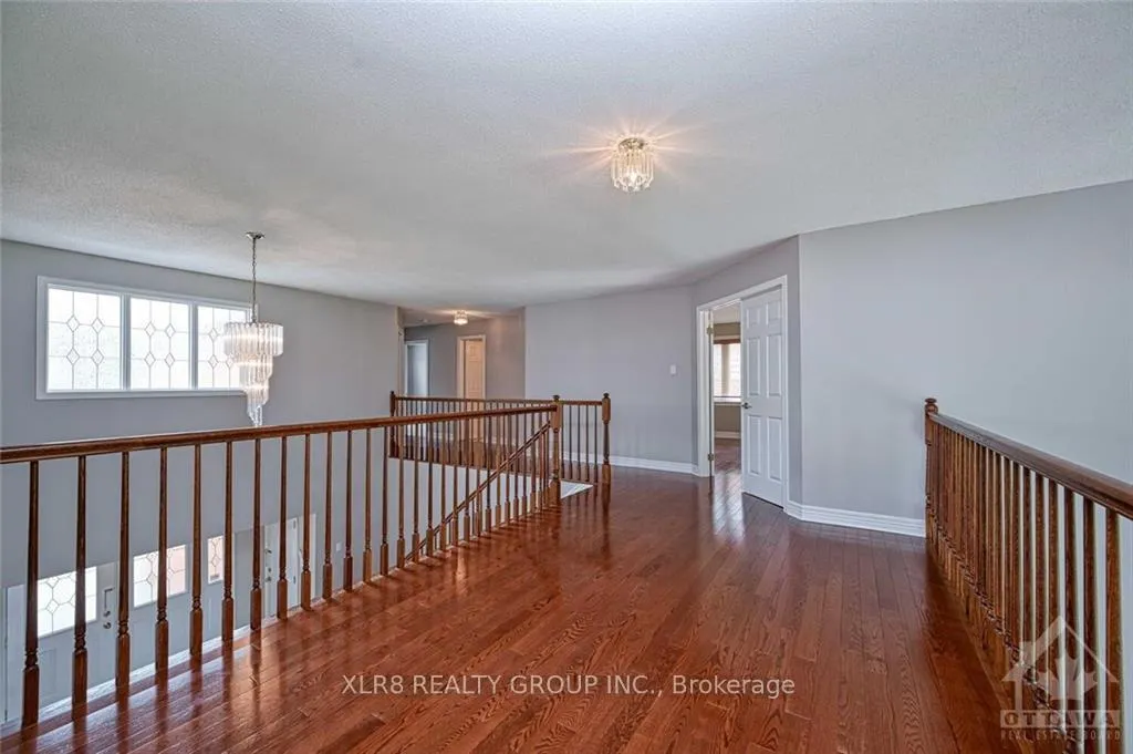 Photo 12 of 38 Knudson Drive, Ottawa, Kanata - Kanata Lakes/Heritage Hills — HOMEH