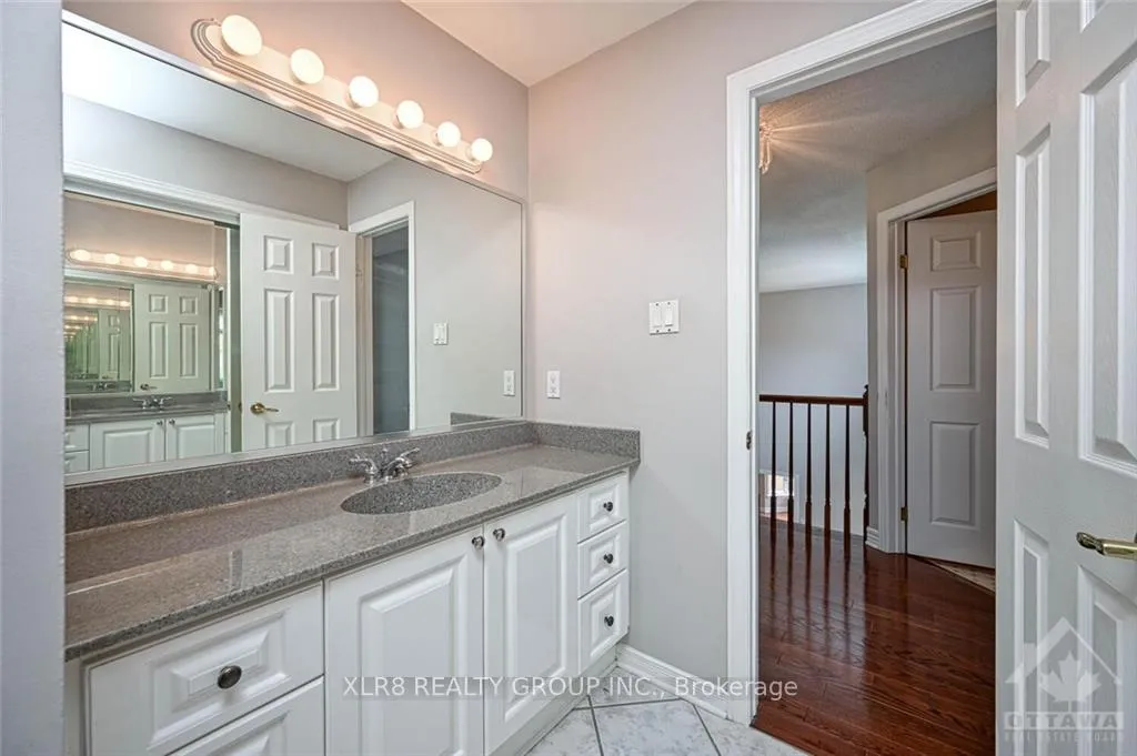 Photo 15 of 38 Knudson Drive, Ottawa, Kanata - Kanata Lakes/Heritage Hills — HOMEH