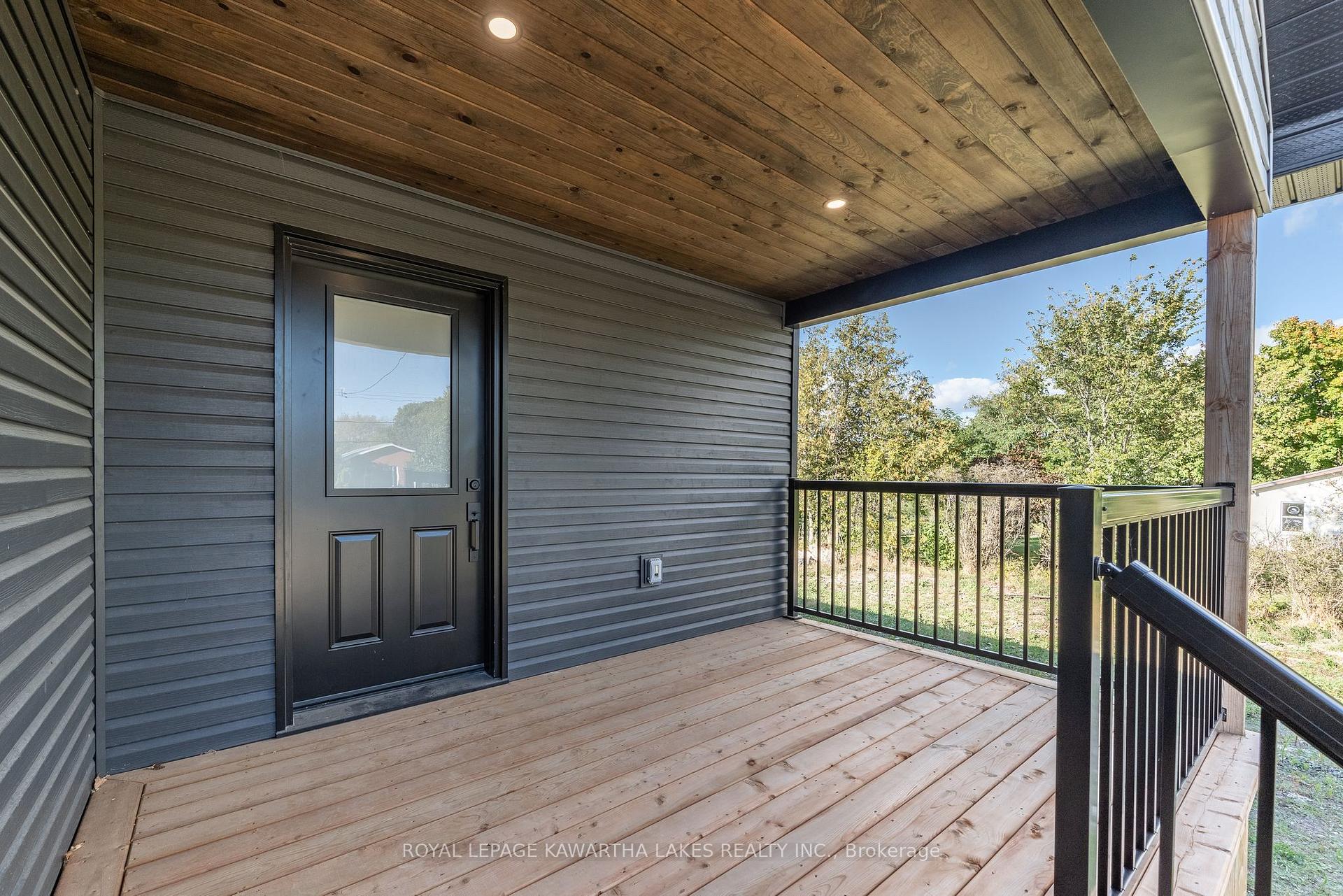 Photo 4 of 26 Murray Street, Kawartha Lakes, Fenelon Falls — HOMEH