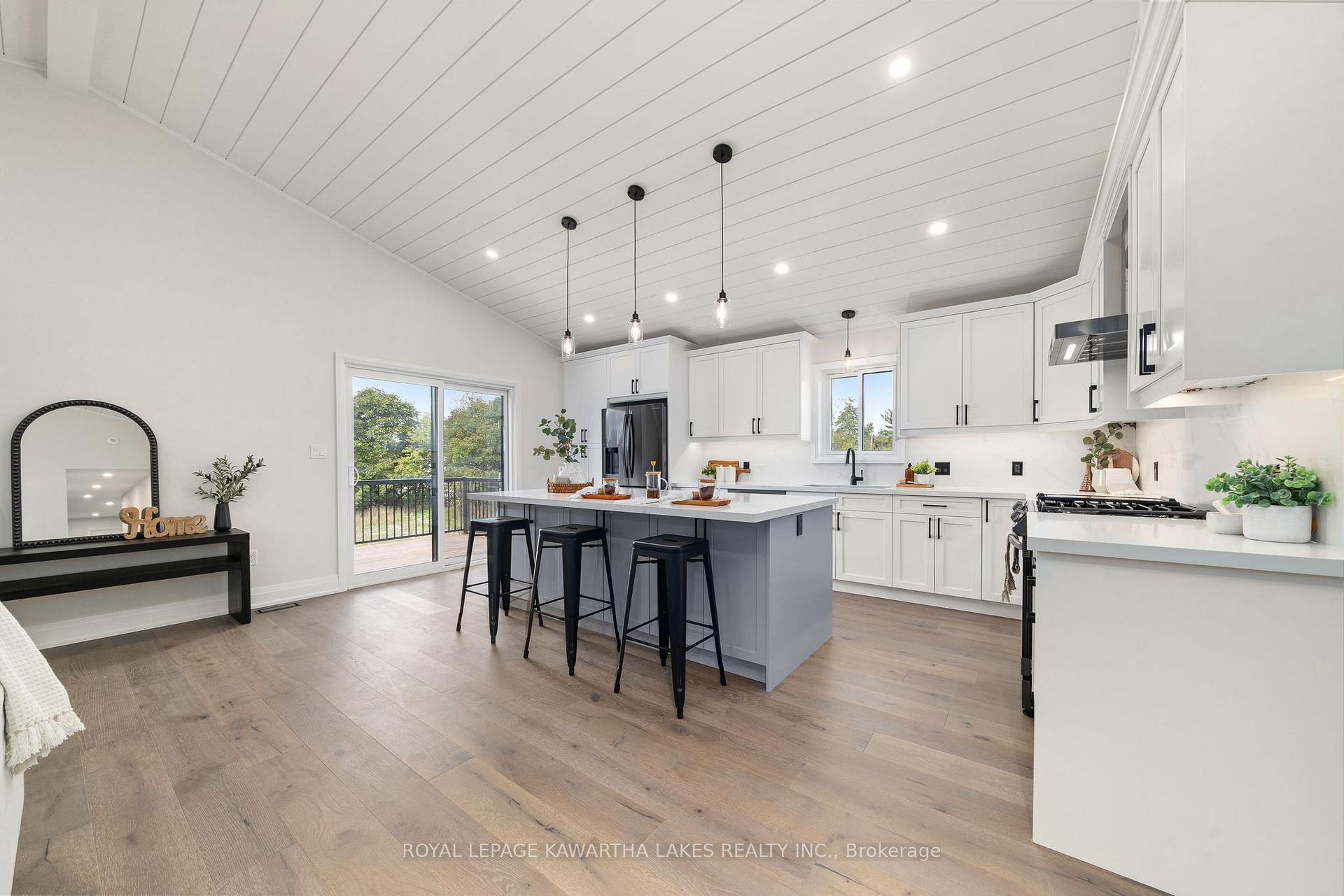 Photo 10 of 26 Murray Street, Kawartha Lakes, Fenelon Falls — HOMEH