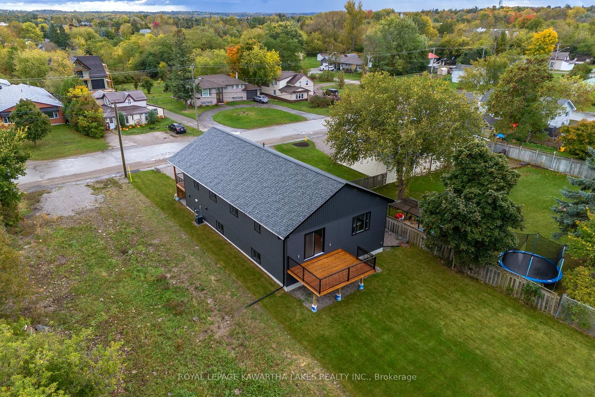 Photo 30 of 26 Murray Street, Kawartha Lakes, Fenelon Falls — HOMEH