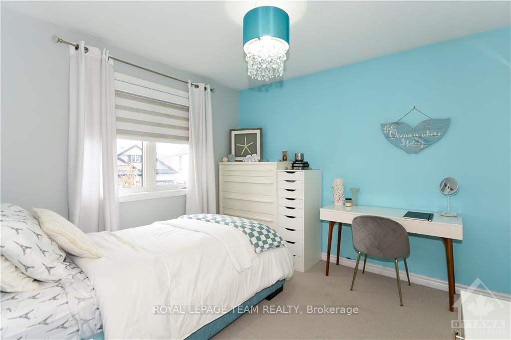 Photo 15 of 35 Oxalis Crescent, Ottawa, Kanata - Emerald Meadows/Trailwest — HOMEH