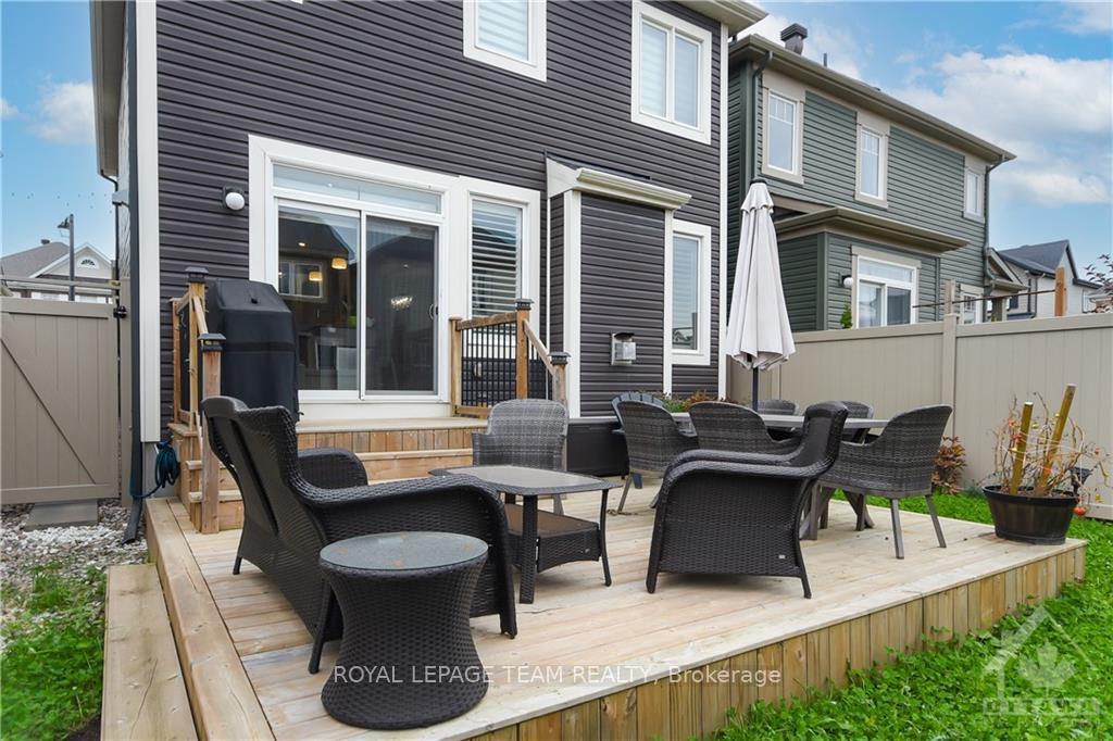 Photo 21 of 35 Oxalis Crescent, Ottawa, Kanata - Emerald Meadows/Trailwest — HOMEH
