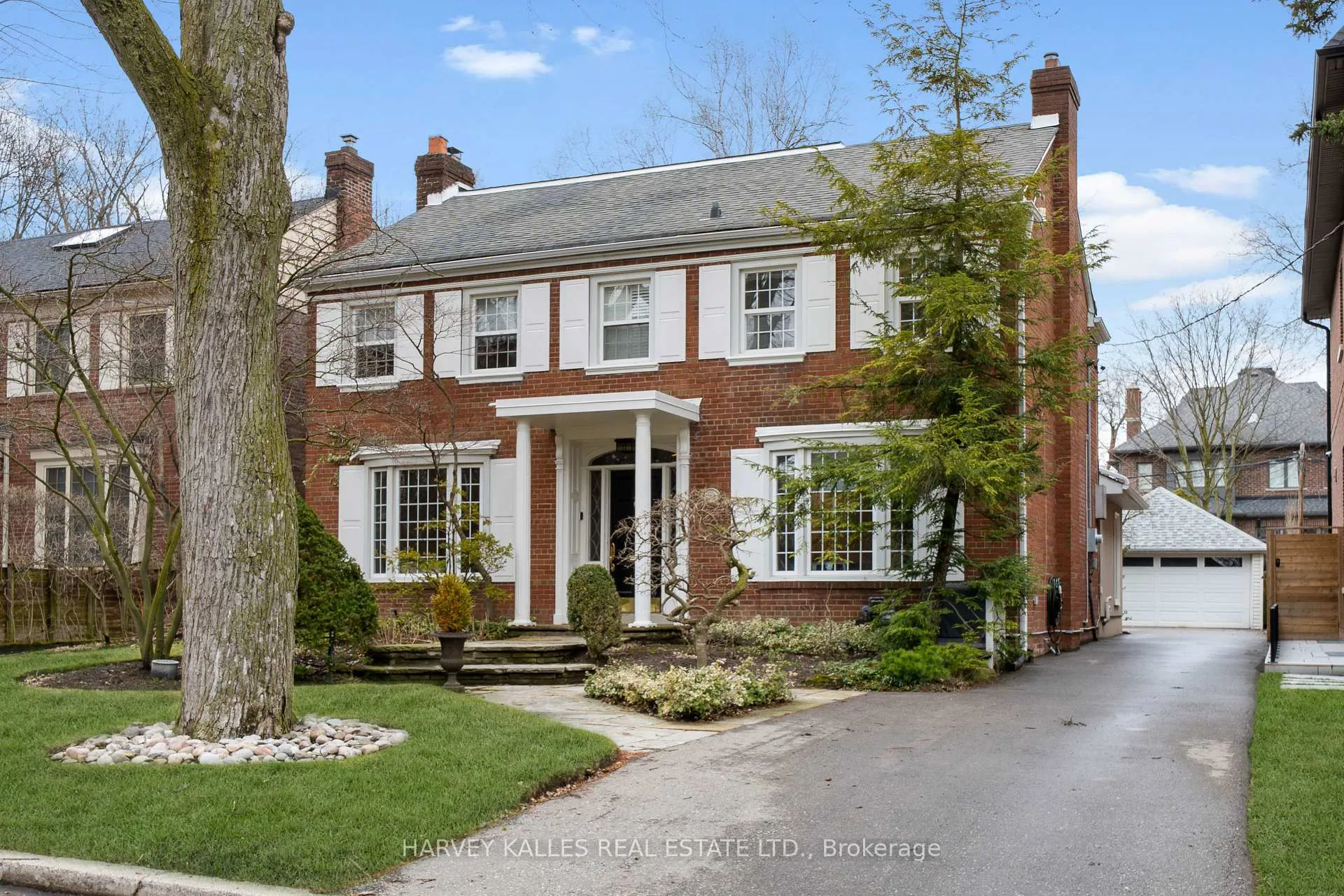 Photo 4 of 268 Cortleigh Boulevard, Toronto, Lawrence Park South — HOMEH