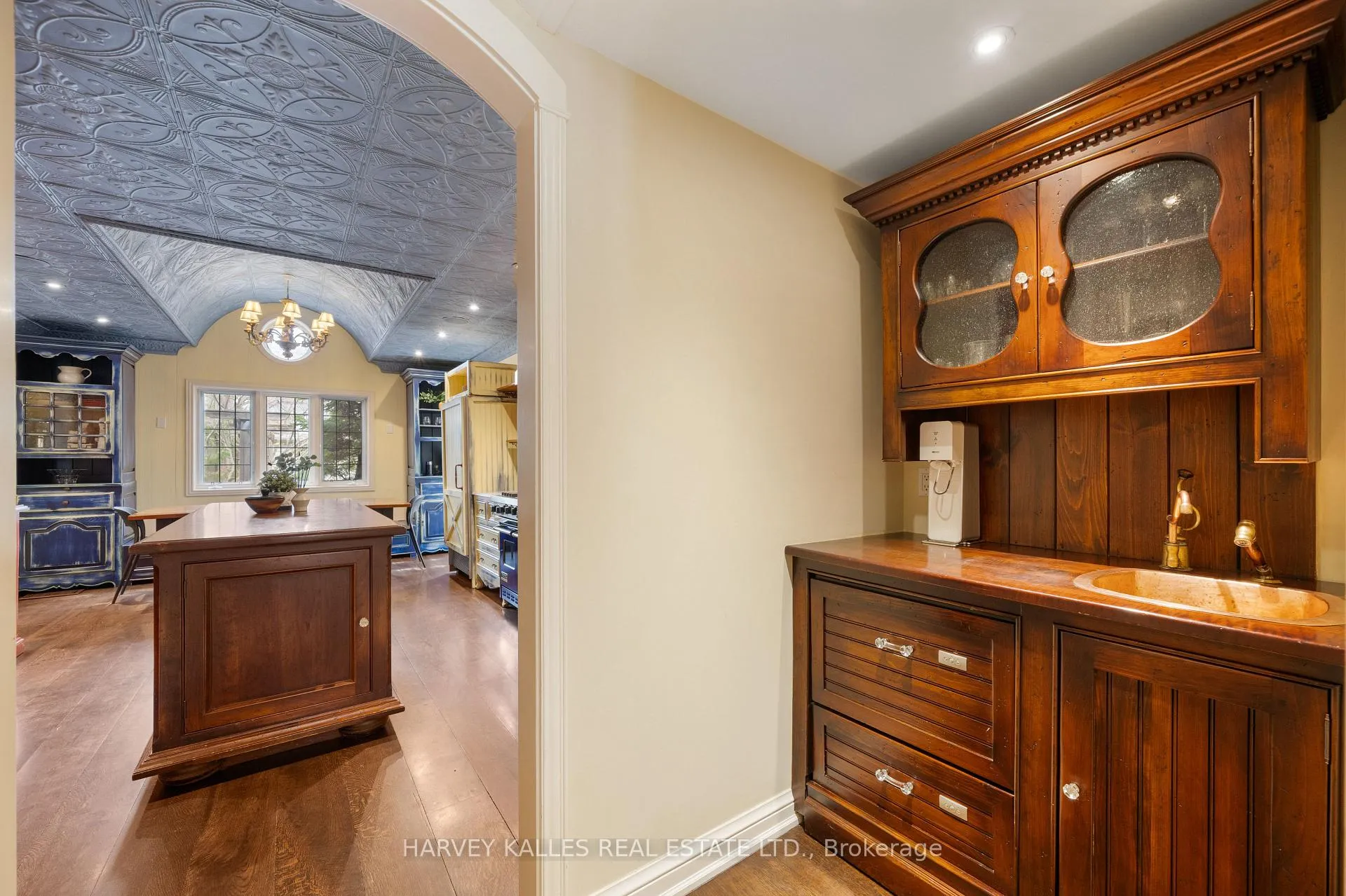 Photo 17 of 268 Cortleigh Boulevard, Toronto, Lawrence Park South — HOMEH