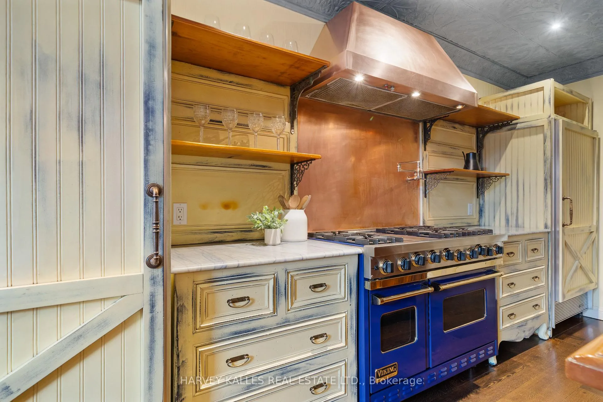 Photo 20 of 268 Cortleigh Boulevard, Toronto, Lawrence Park South — HOMEH