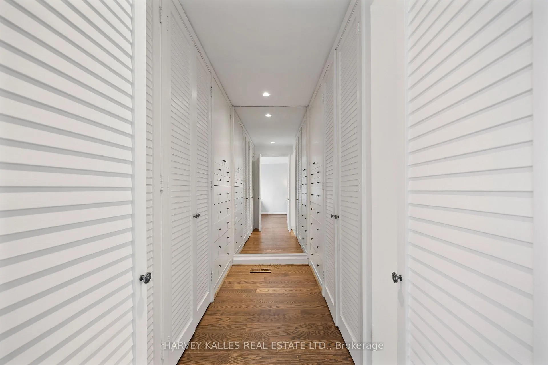 Photo 29 of 268 Cortleigh Boulevard, Toronto, Lawrence Park South — HOMEH