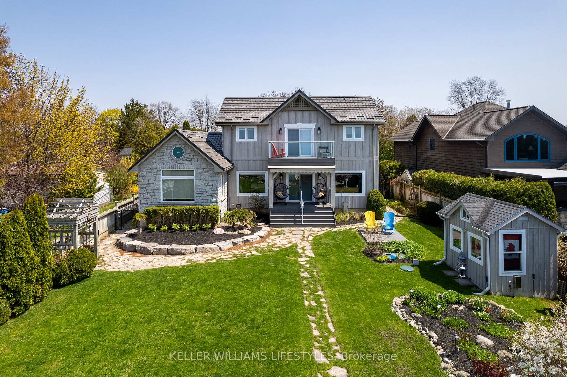 Front of 73853 Durand Avenue