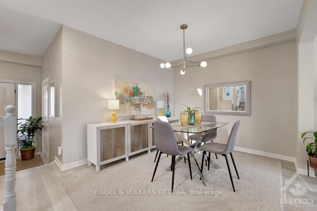 Photo 5 of 11 Windcrest Court, Ottawa, Kanata - Kanata Lakes/Heritage Hills — HOMEH