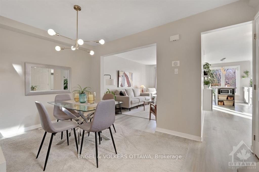 Photo 6 of 11 Windcrest Court, Ottawa, Kanata - Kanata Lakes/Heritage Hills — HOMEH