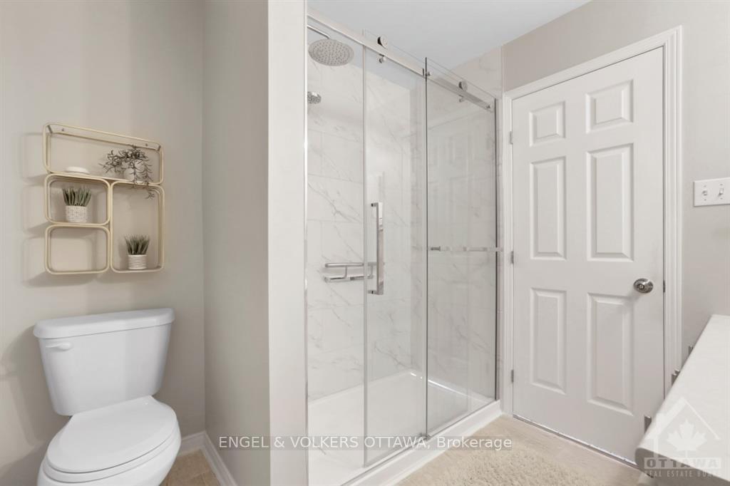 Photo 17 of 11 Windcrest Court, Ottawa, Kanata - Kanata Lakes/Heritage Hills — HOMEH