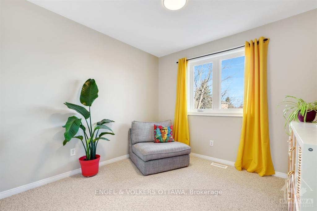 Photo 19 of 11 Windcrest Court, Ottawa, Kanata - Kanata Lakes/Heritage Hills — HOMEH