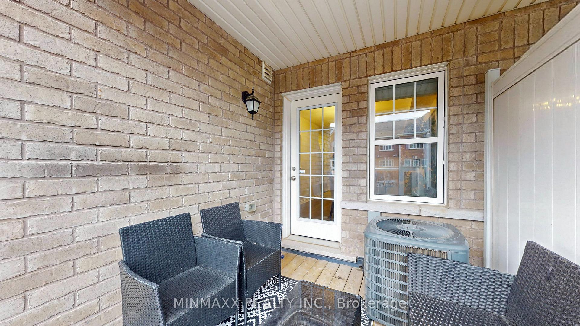 Photo 3 of 296 Casson Point, Milton, Ford — HOMEH