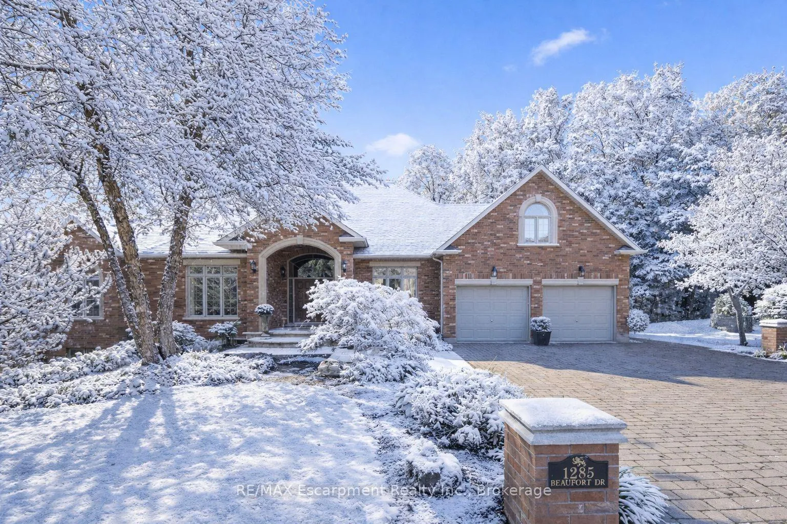 Front of 1285 Beaufort Drive