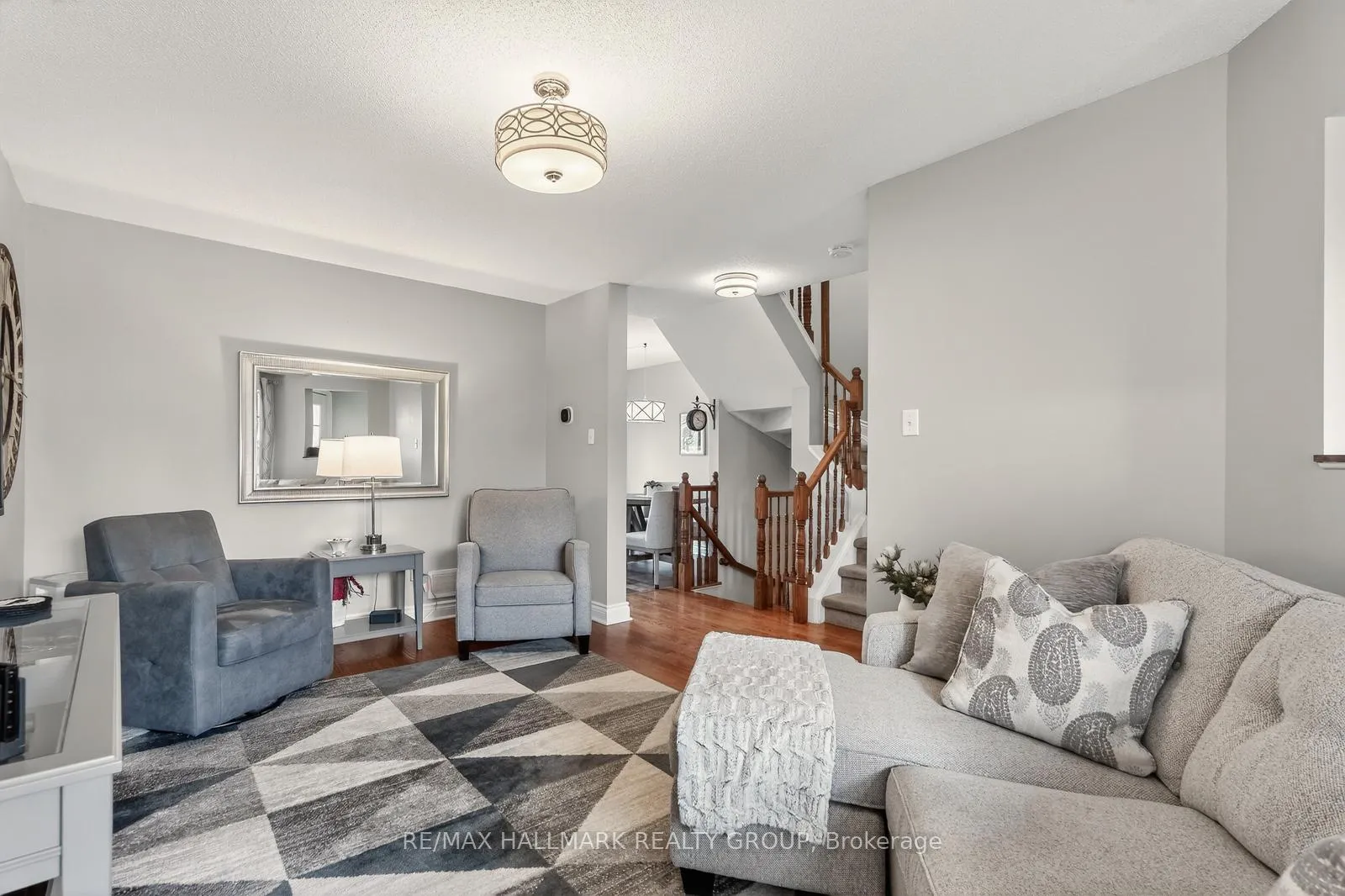 Photo 11 of 1464 Bonneville Crescent, Ottawa, Orleans/Sunridge — HOMEH