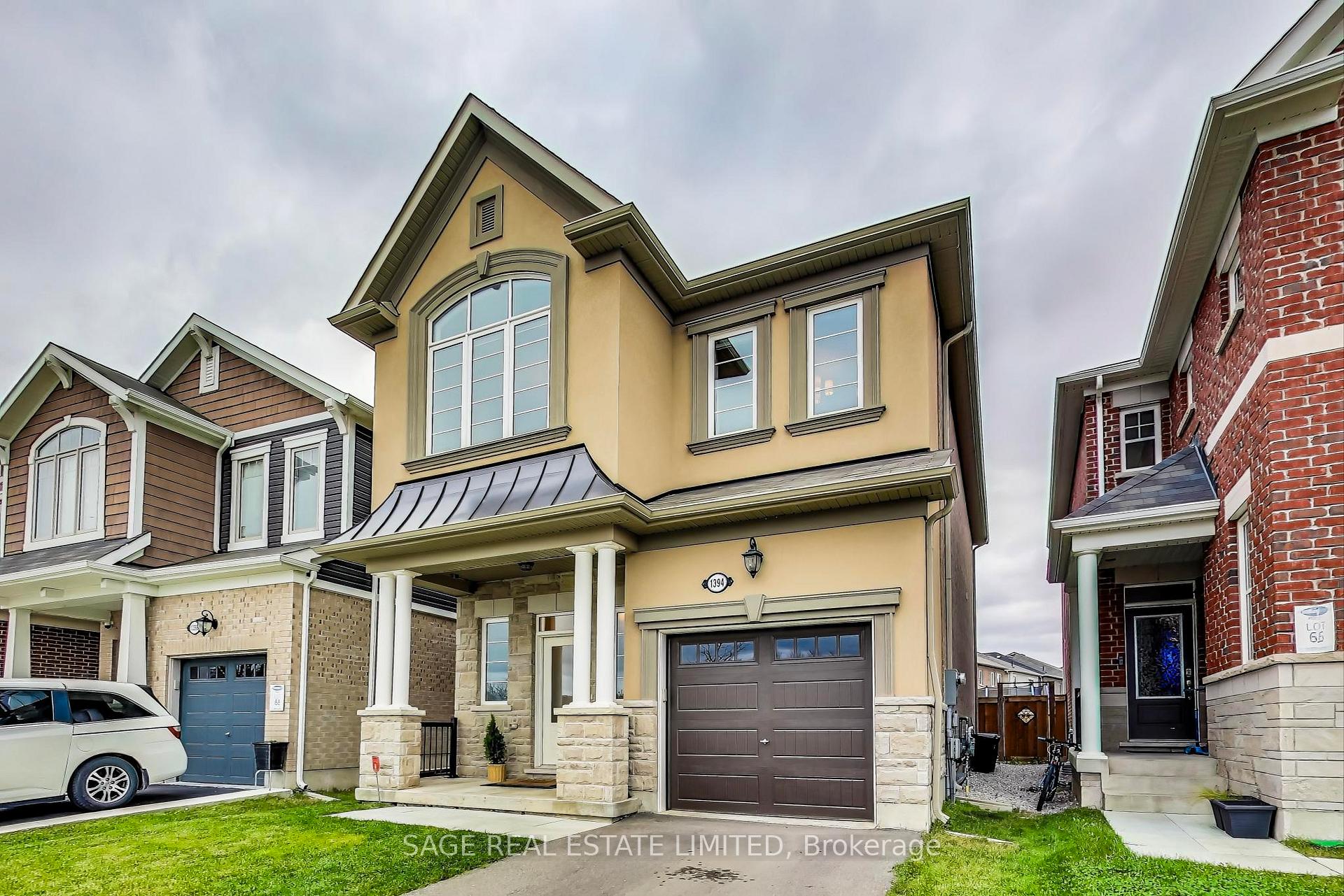 Photo 1 of 1394 Rose Way, Milton, Cobban — HOMEH