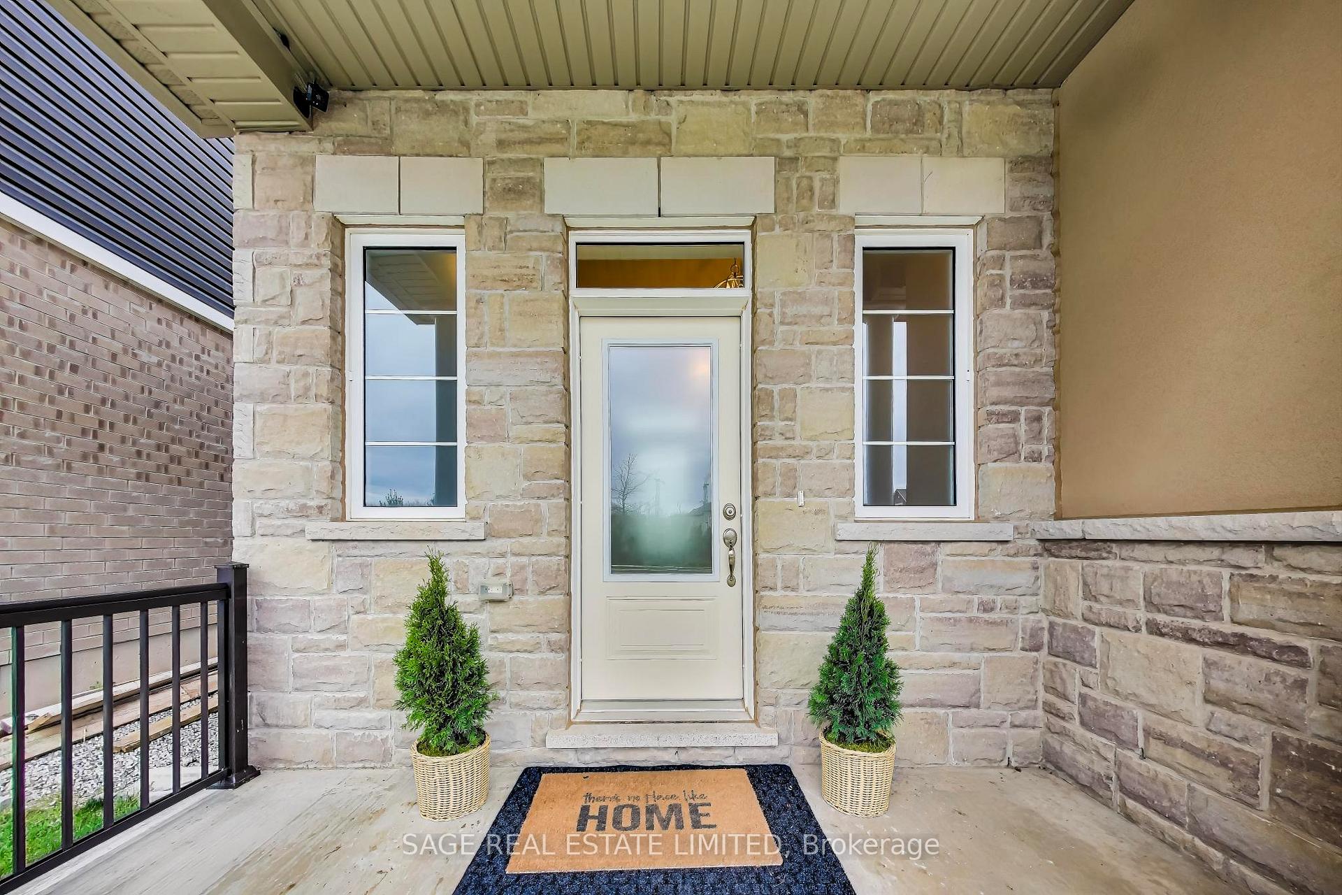 Photo 2 of 1394 Rose Way, Milton, Cobban — HOMEH