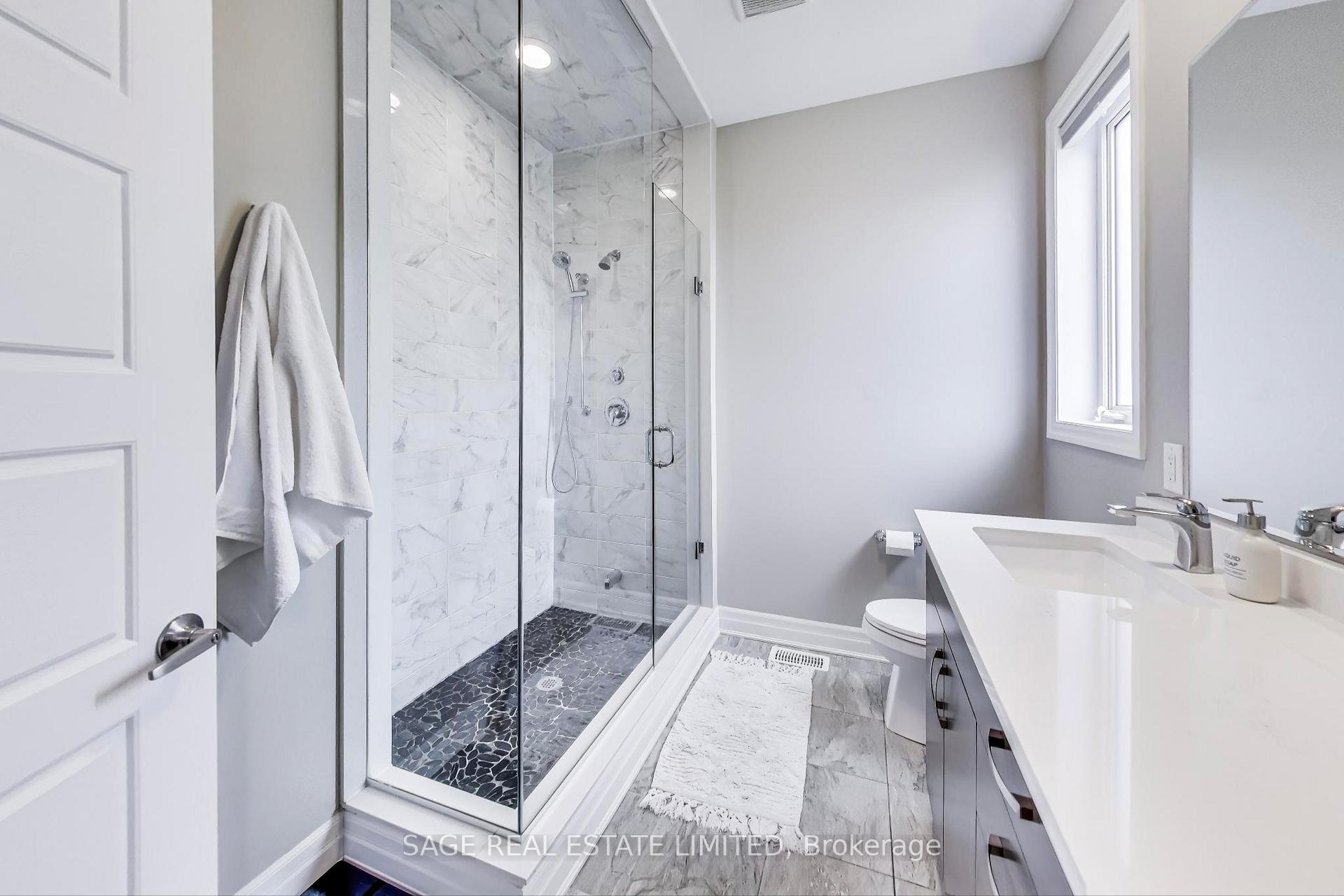 Photo 19 of 1394 Rose Way, Milton, Cobban — HOMEH
