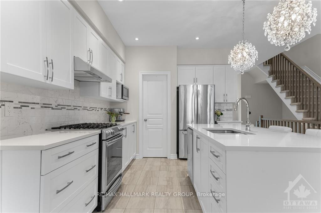 Photo 7 of 4921 Abbott Street E, Ottawa, Kanata - Emerald Meadows/Trailwest — HOMEH