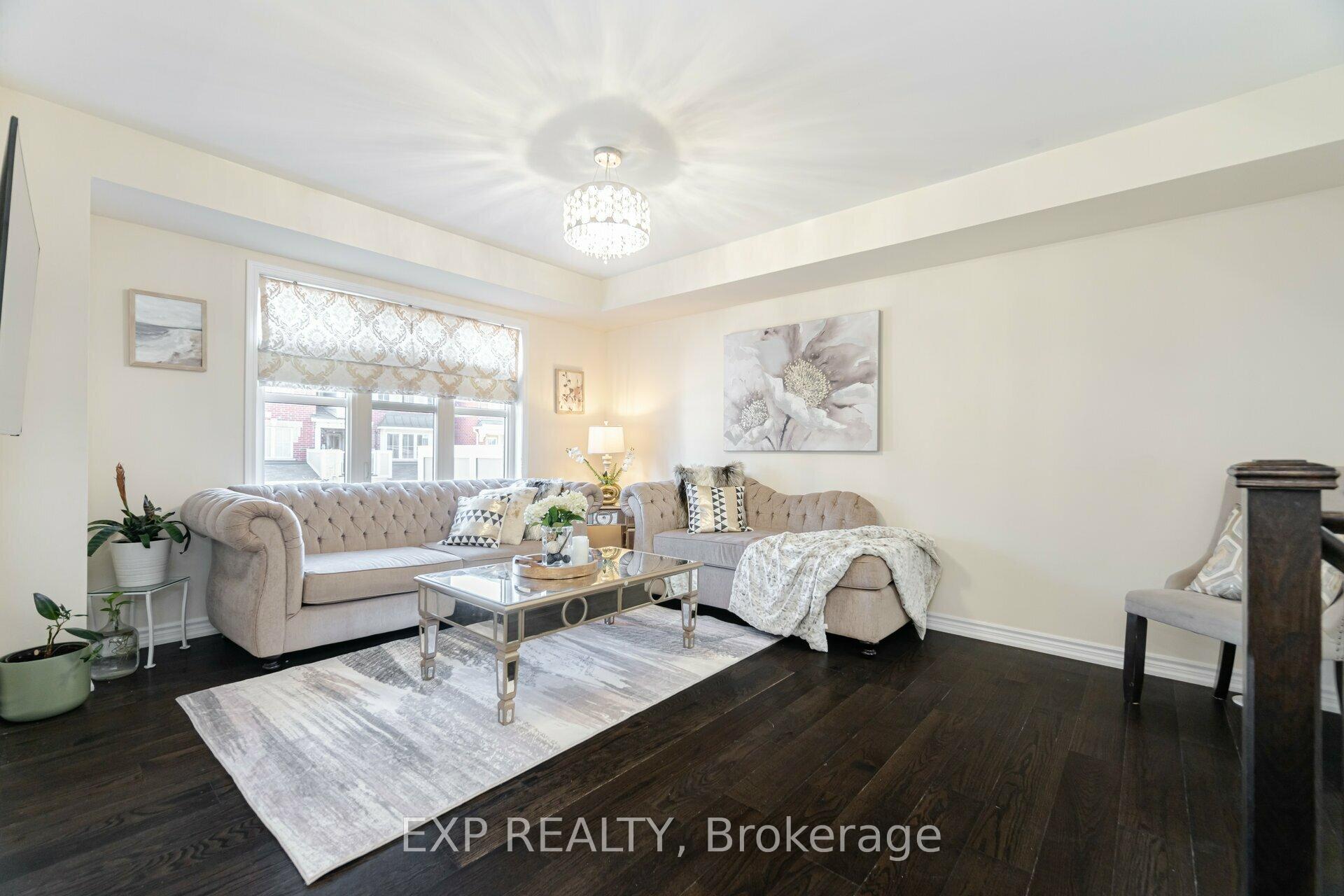 Photo 7 of 106 Lemieux Court, Milton, Ford — HOMEH