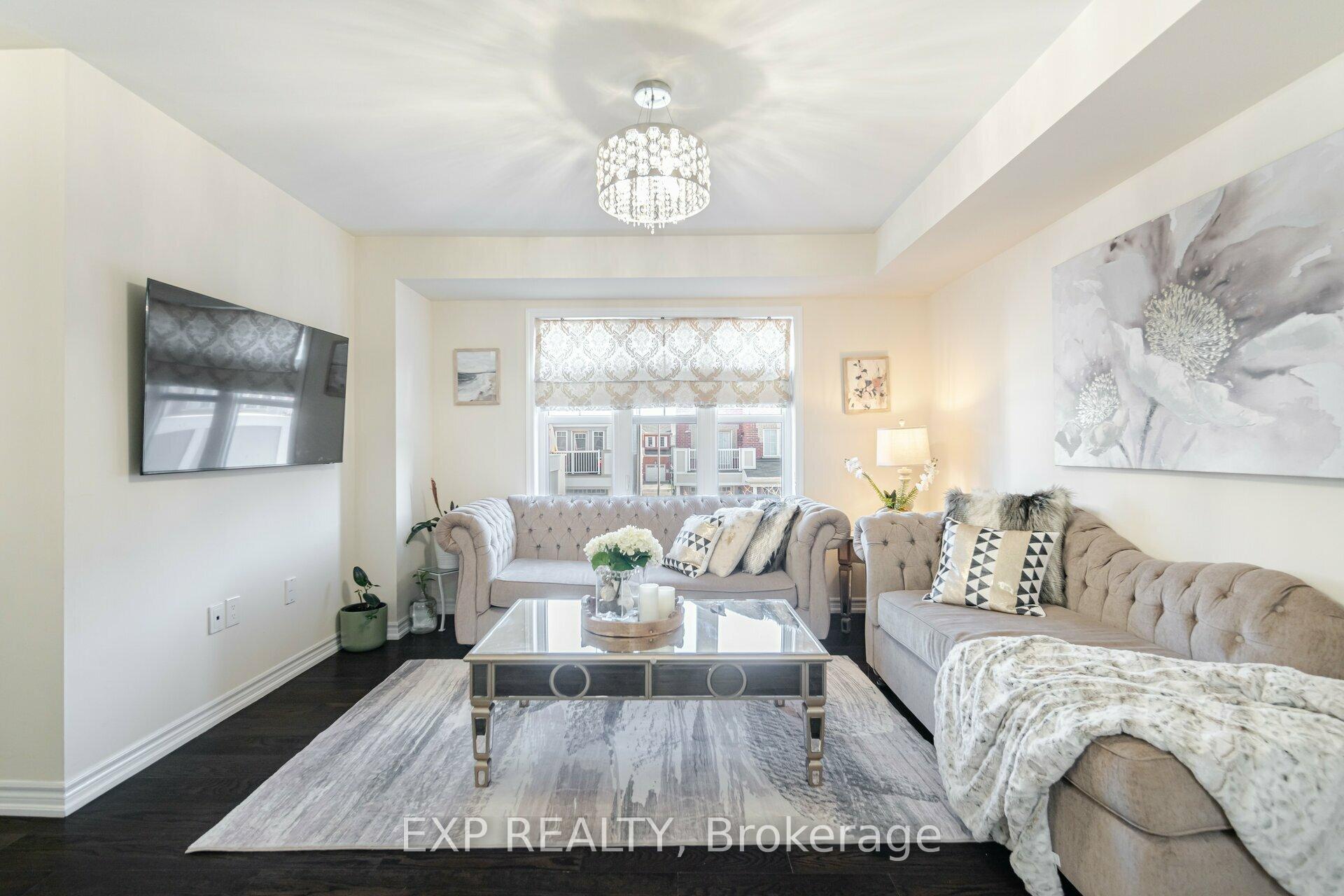 Photo 8 of 106 Lemieux Court, Milton, Ford — HOMEH