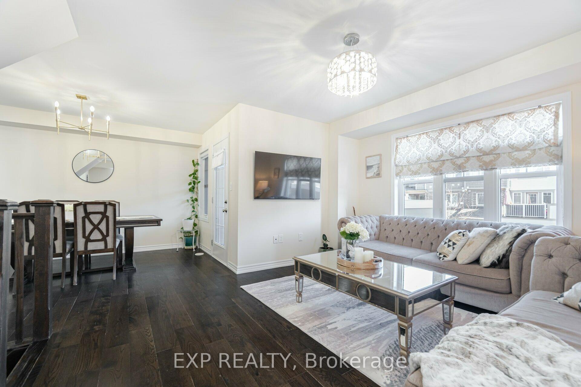 Photo 10 of 106 Lemieux Court, Milton, Ford — HOMEH
