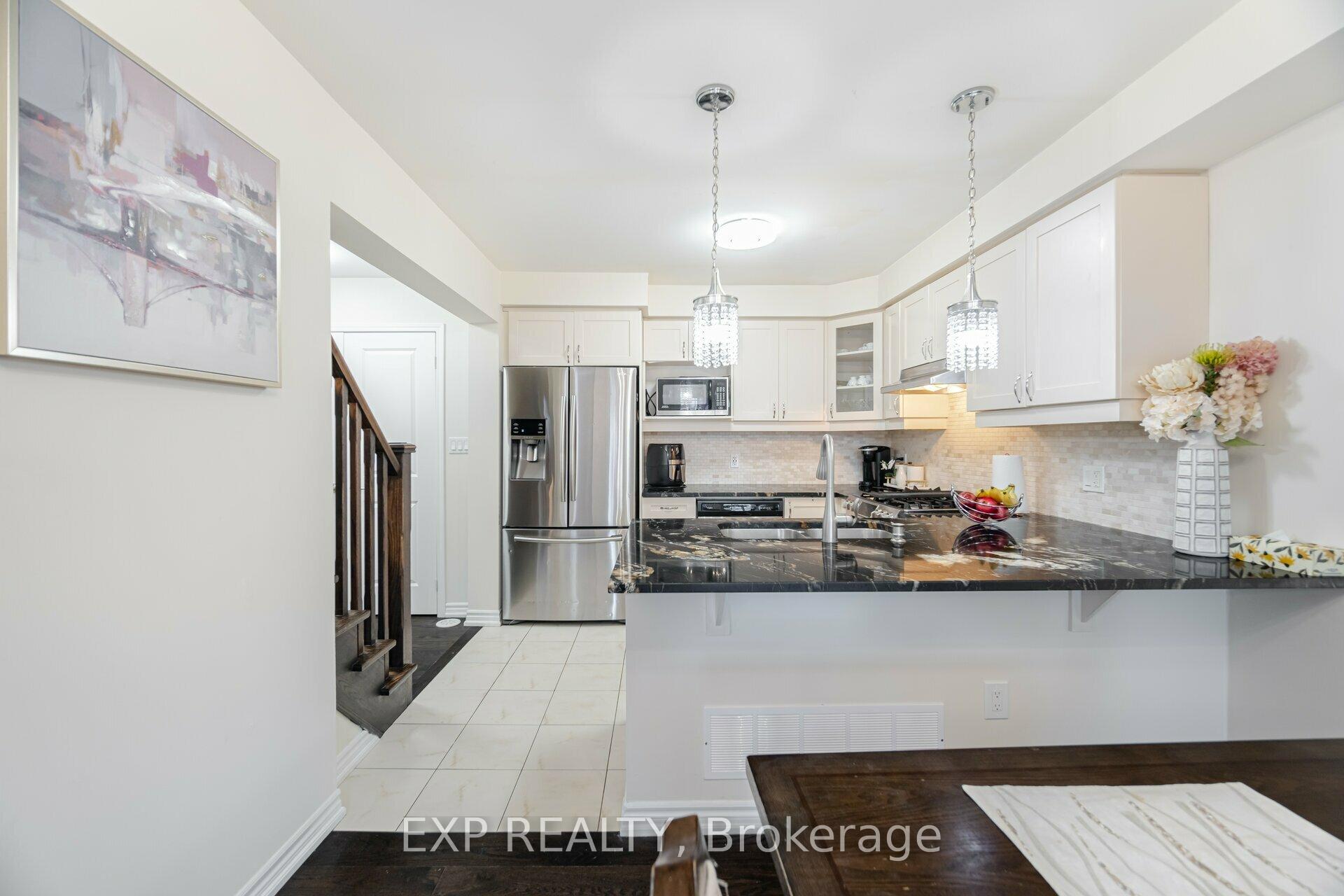 Photo 14 of 106 Lemieux Court, Milton, Ford — HOMEH
