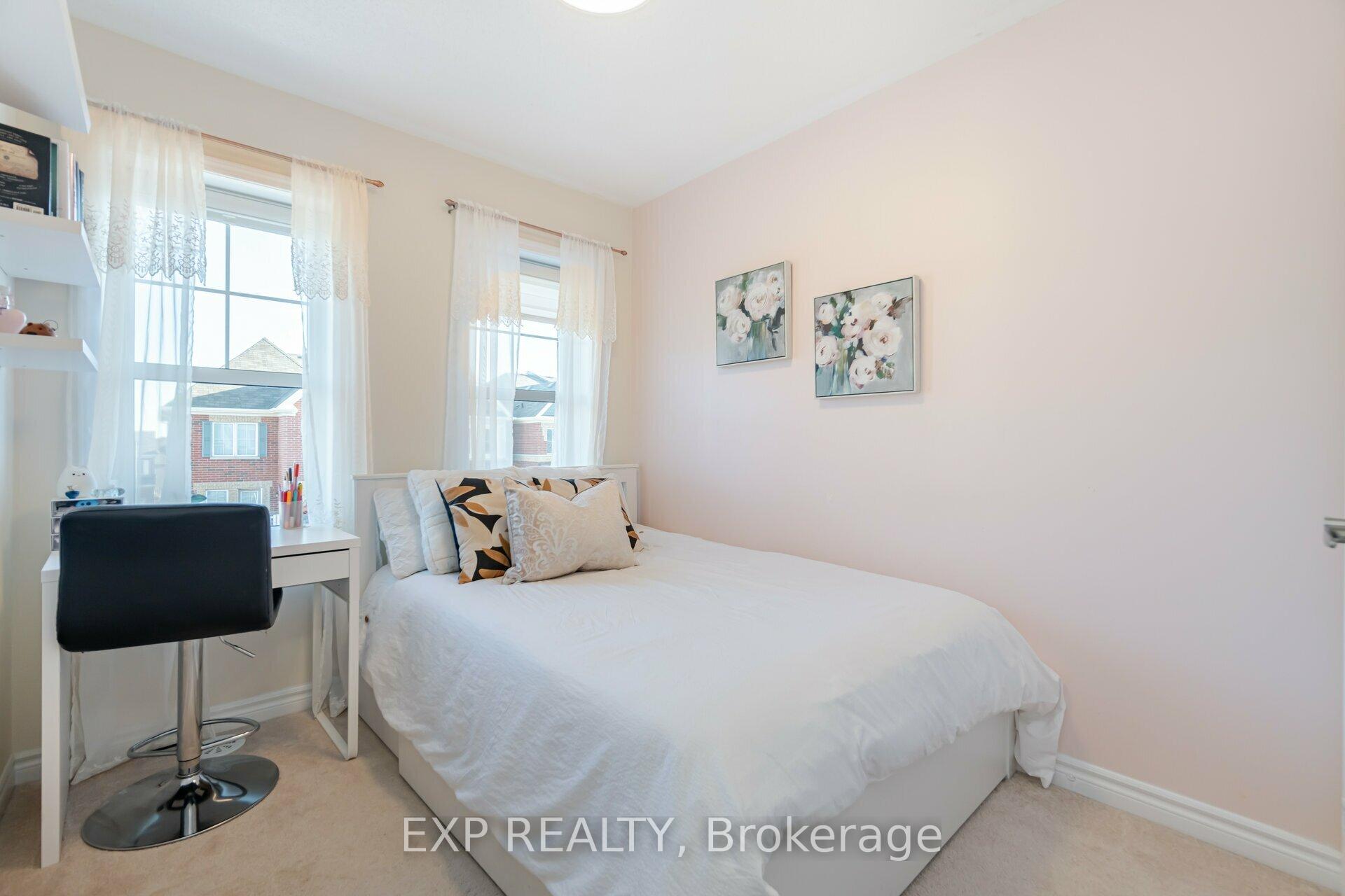 Photo 29 of 106 Lemieux Court, Milton, Ford — HOMEH
