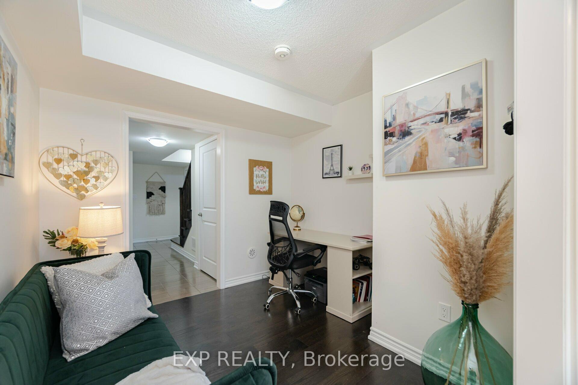 Photo 32 of 106 Lemieux Court, Milton, Ford — HOMEH