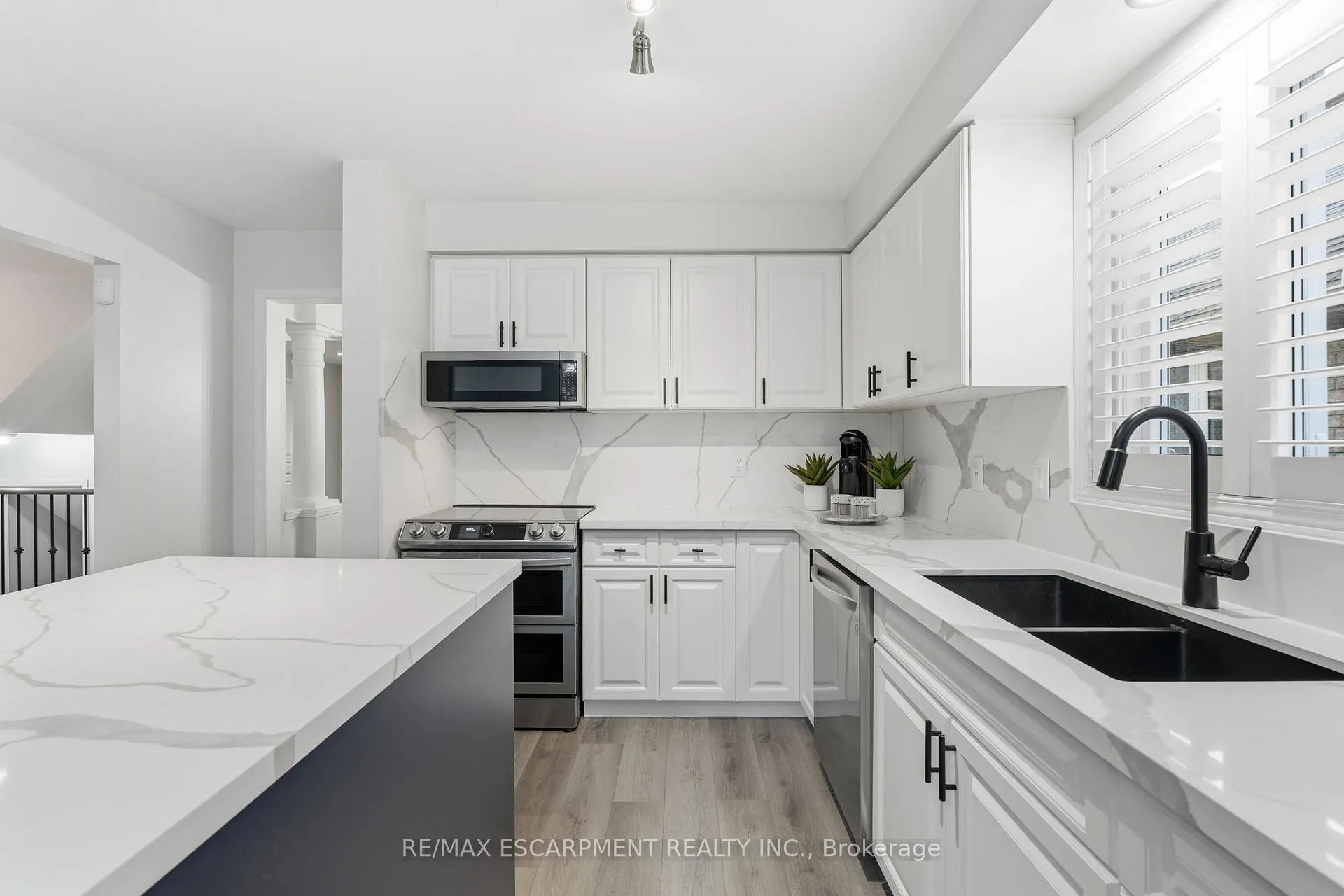 Photo 10 of 157 Braithwaite Avenue, Hamilton, Ancaster — HOMEH