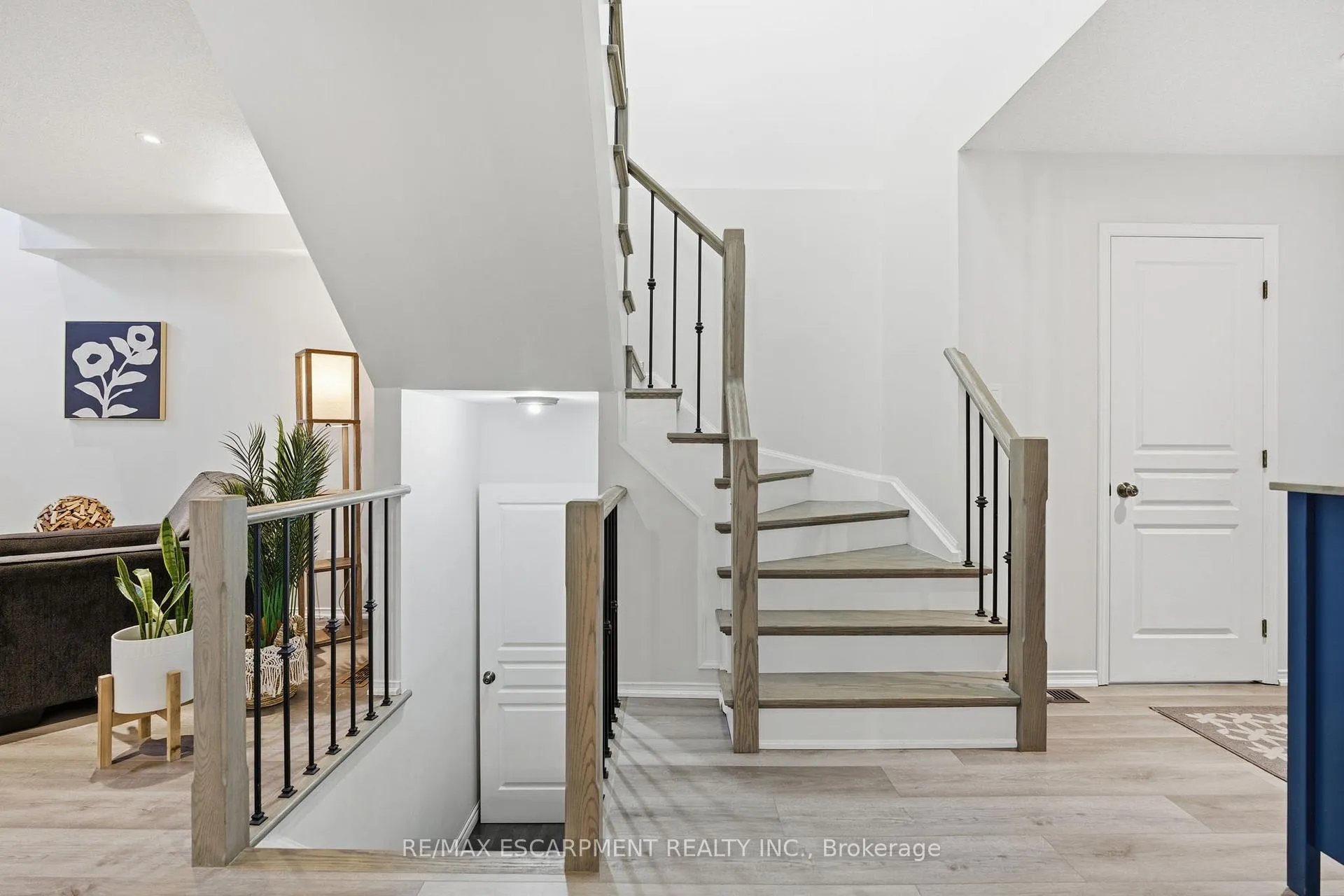 Photo 20 of 157 Braithwaite Avenue, Hamilton, Ancaster — HOMEH