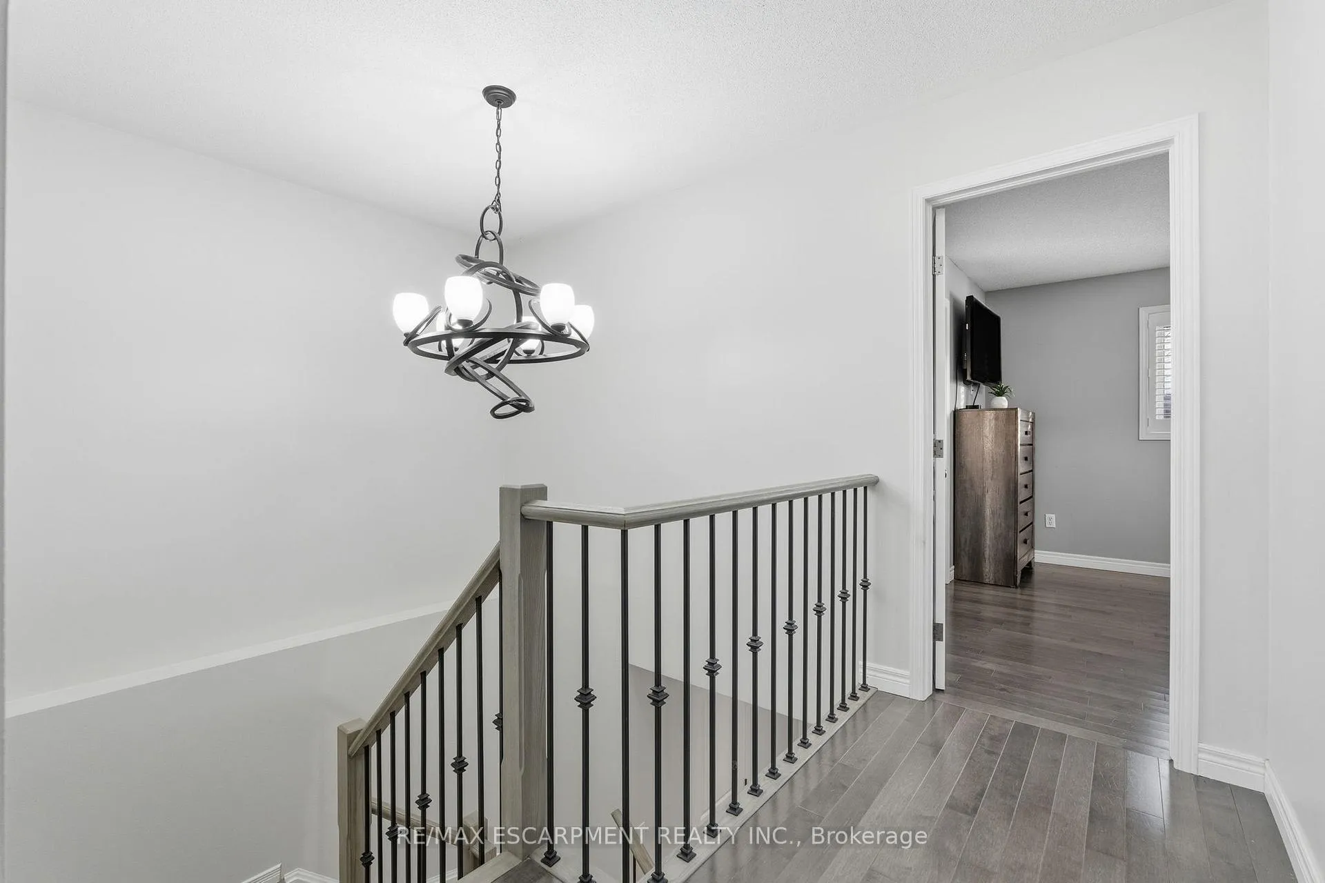 Photo 21 of 157 Braithwaite Avenue, Hamilton, Ancaster — HOMEH