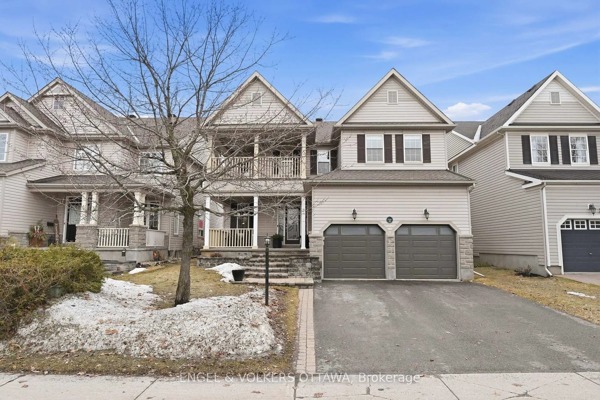 Front of 31 Leatherwood Crescent