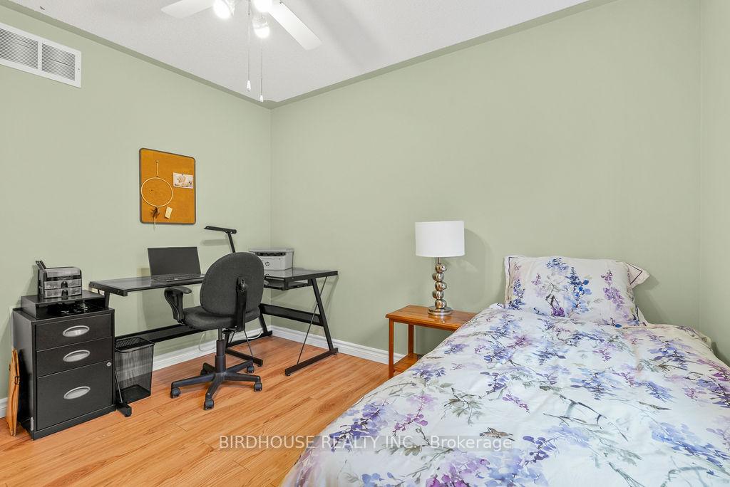 Photo 23 of 14 Dormer Road, Kawartha Lakes, Lindsay — HOMEH