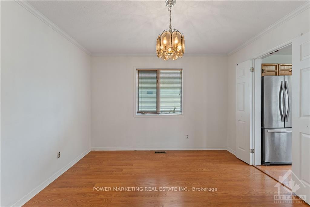 Photo 8 of 62 Saddlehorn Crescent, Ottawa, Kanata - Bridlewood — HOMEH