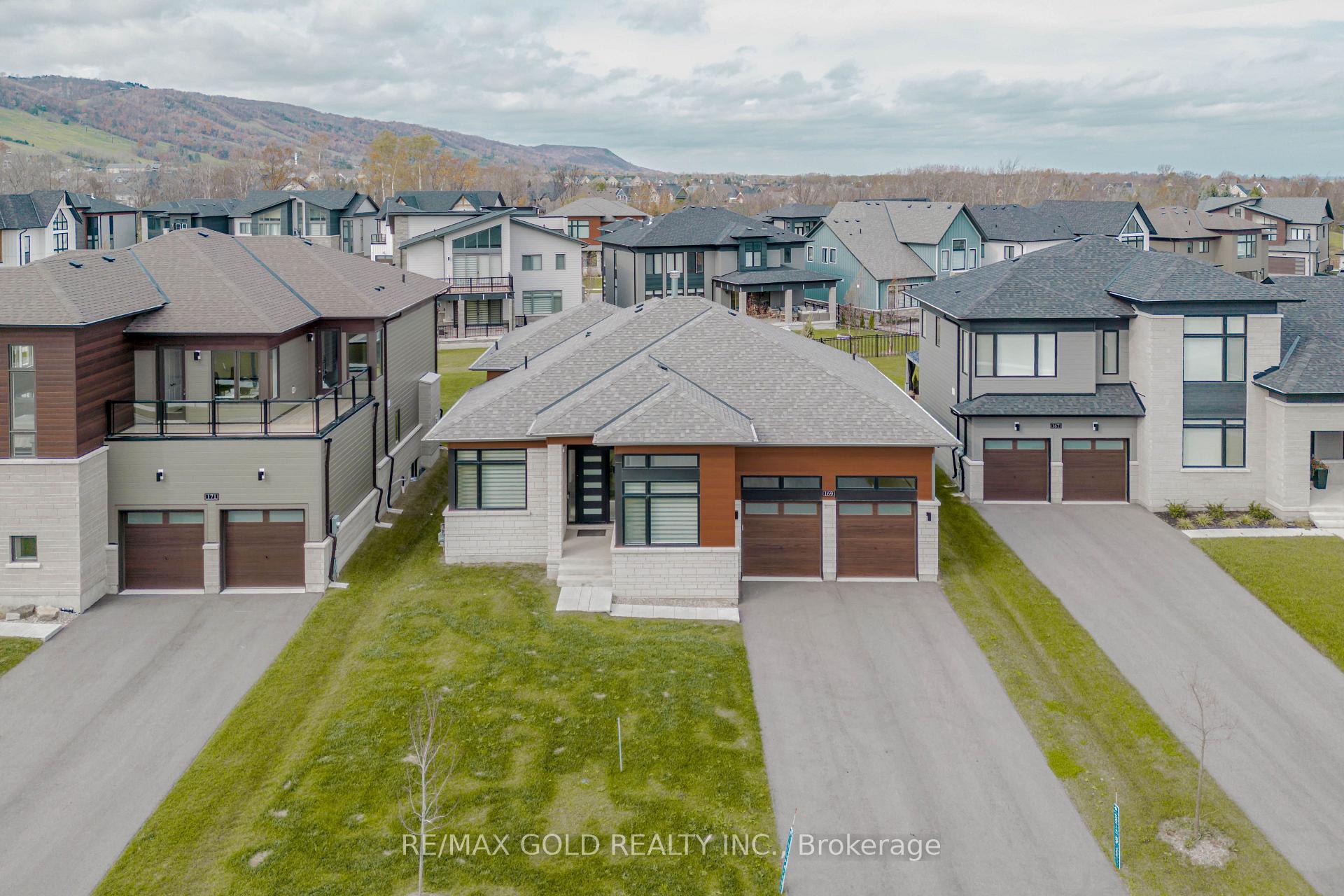 Photo 39 of 169 Springside Crescent, Blue Mountains — HOMEH