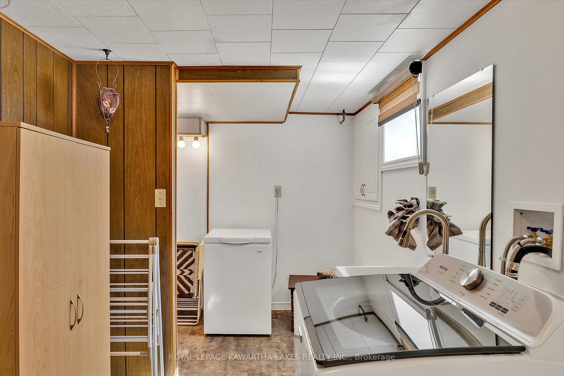 Photo 33 of 159 Adelaide Street N, Kawartha Lakes, Lindsay — HOMEH