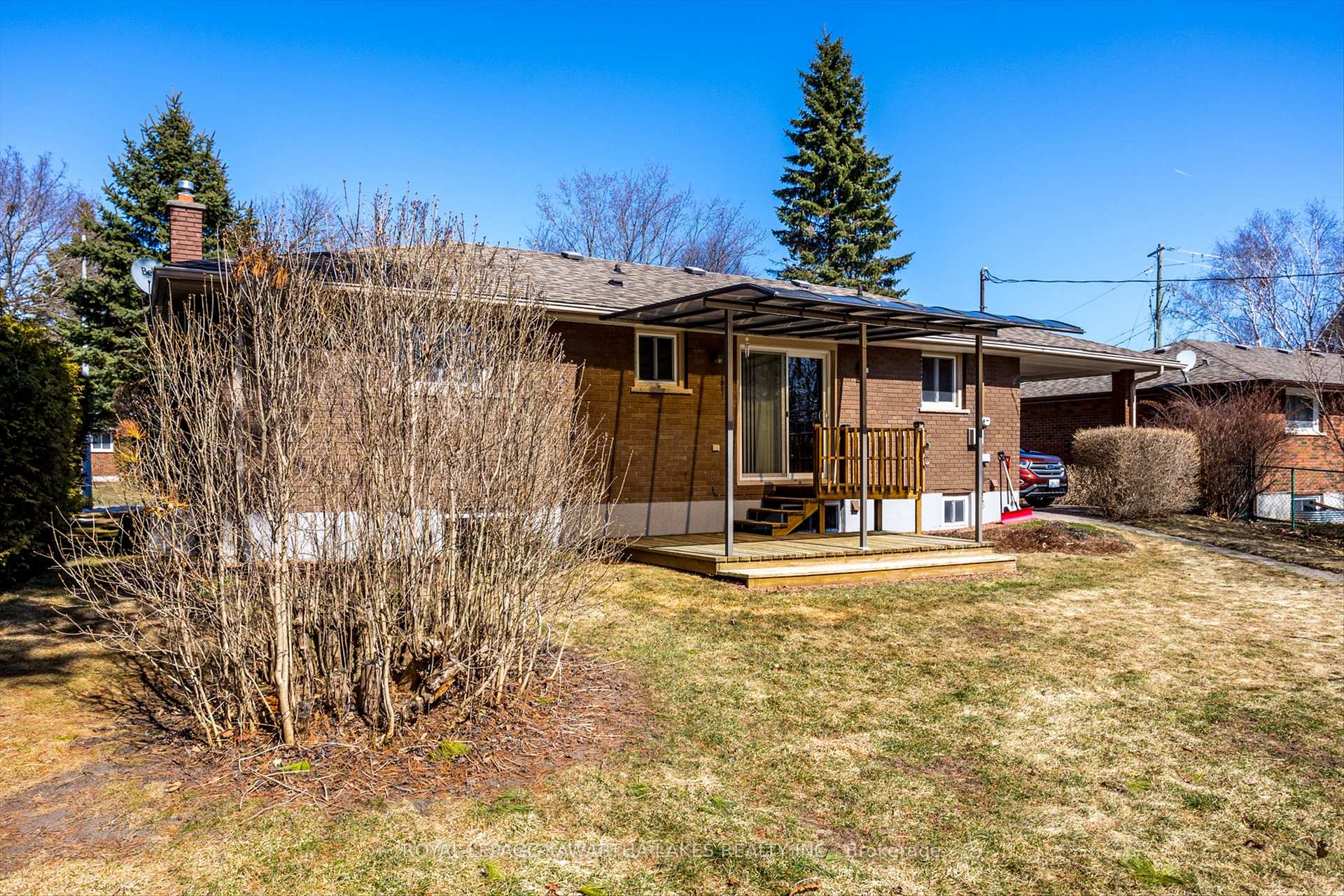 Photo 37 of 159 Adelaide Street N, Kawartha Lakes, Lindsay — HOMEH
