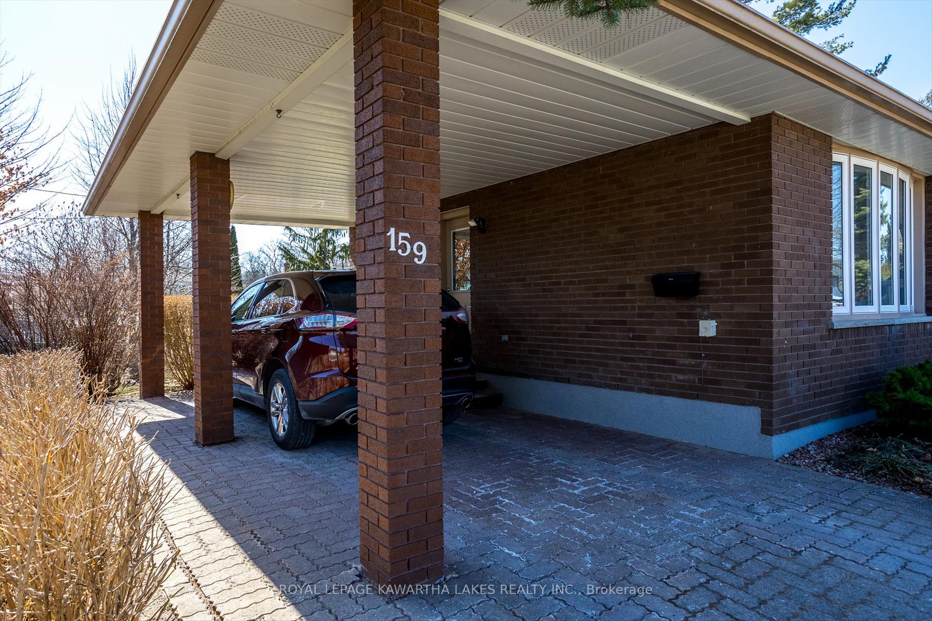 Photo 40 of 159 Adelaide Street N, Kawartha Lakes, Lindsay — HOMEH
