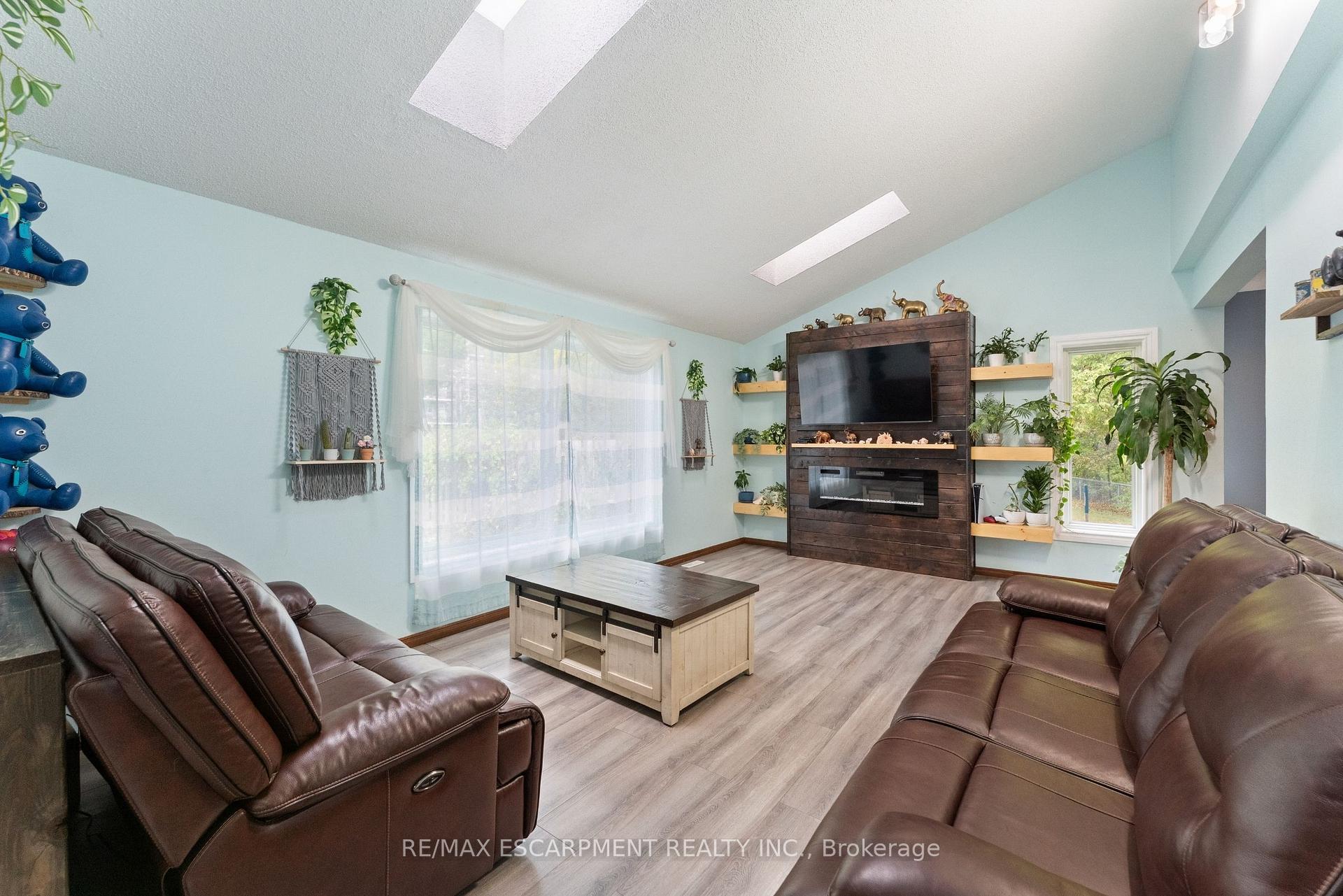 Photo 6 of 425 Greenhill Avenue, Hamilton, Vincent — HOMEH