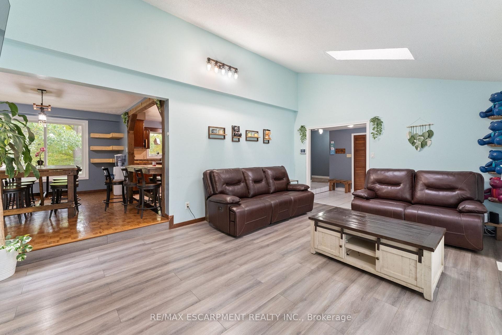 Photo 7 of 425 Greenhill Avenue, Hamilton, Vincent — HOMEH